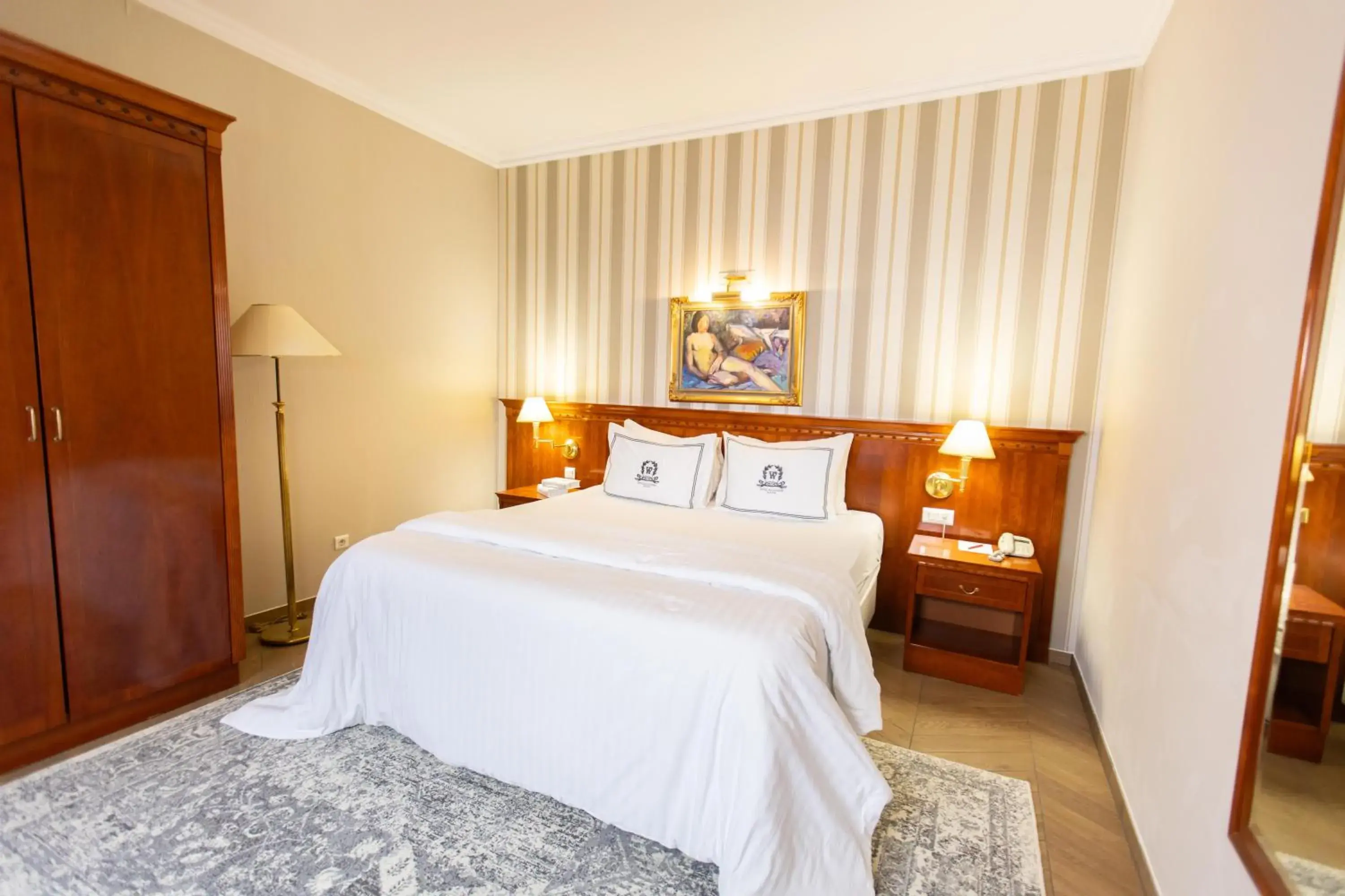 Superior Double Room in Hotel Waldinger Superior Double Room in Hotel Waldinger