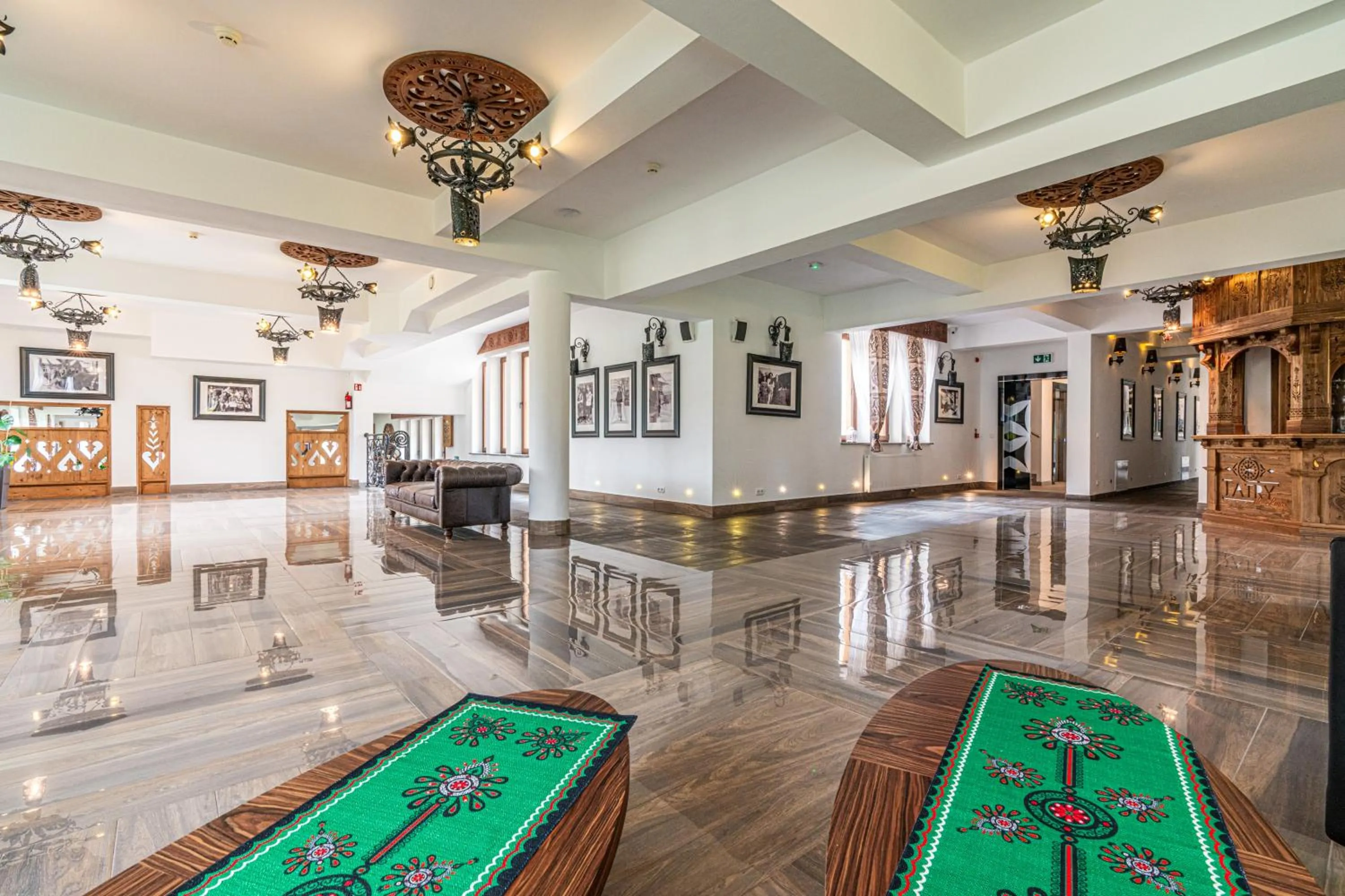 Lobby or reception in ApartHotel Tatry de Luxe FizjoMedical & Spa