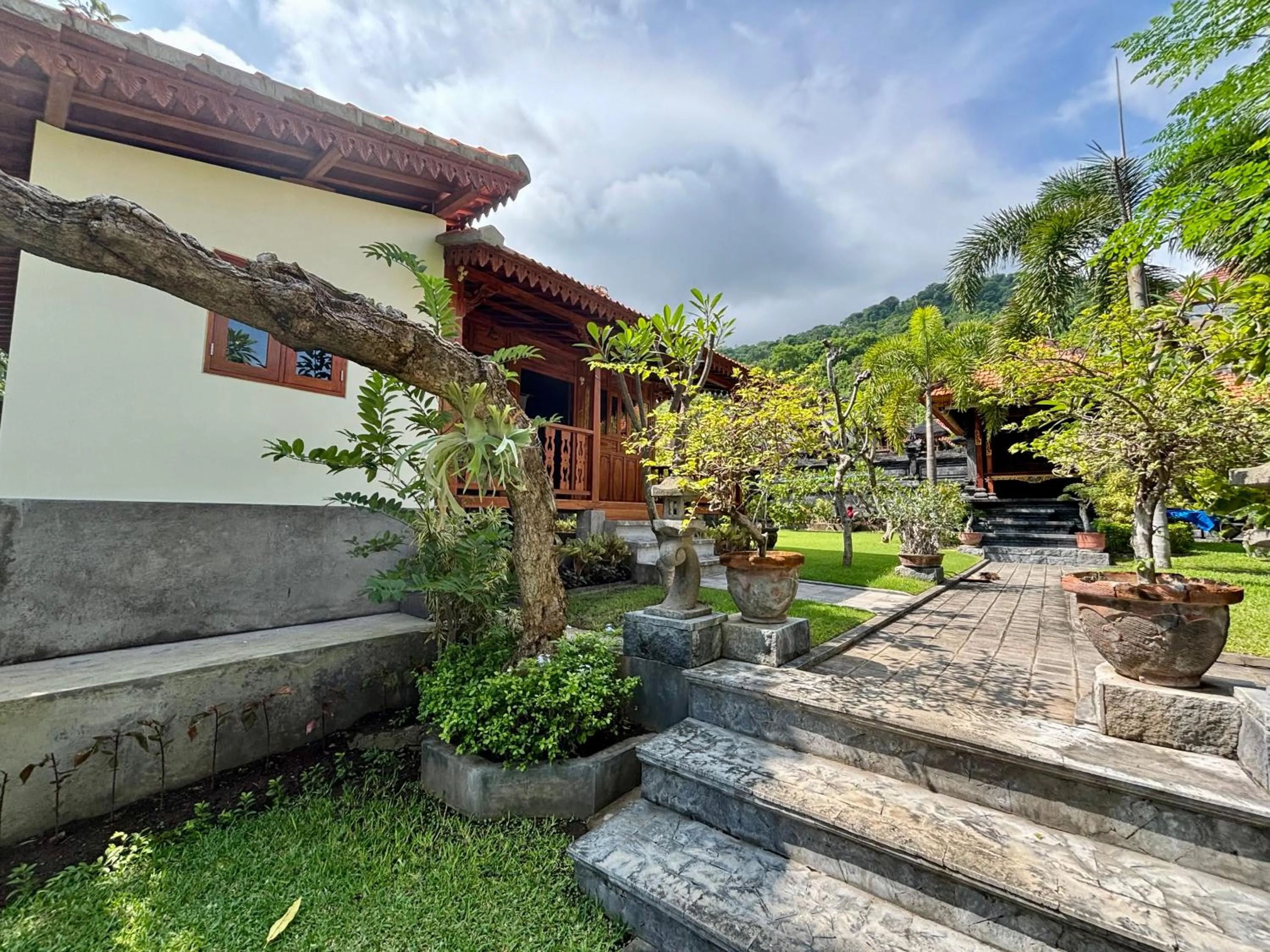 Garden in Di Abian Villas