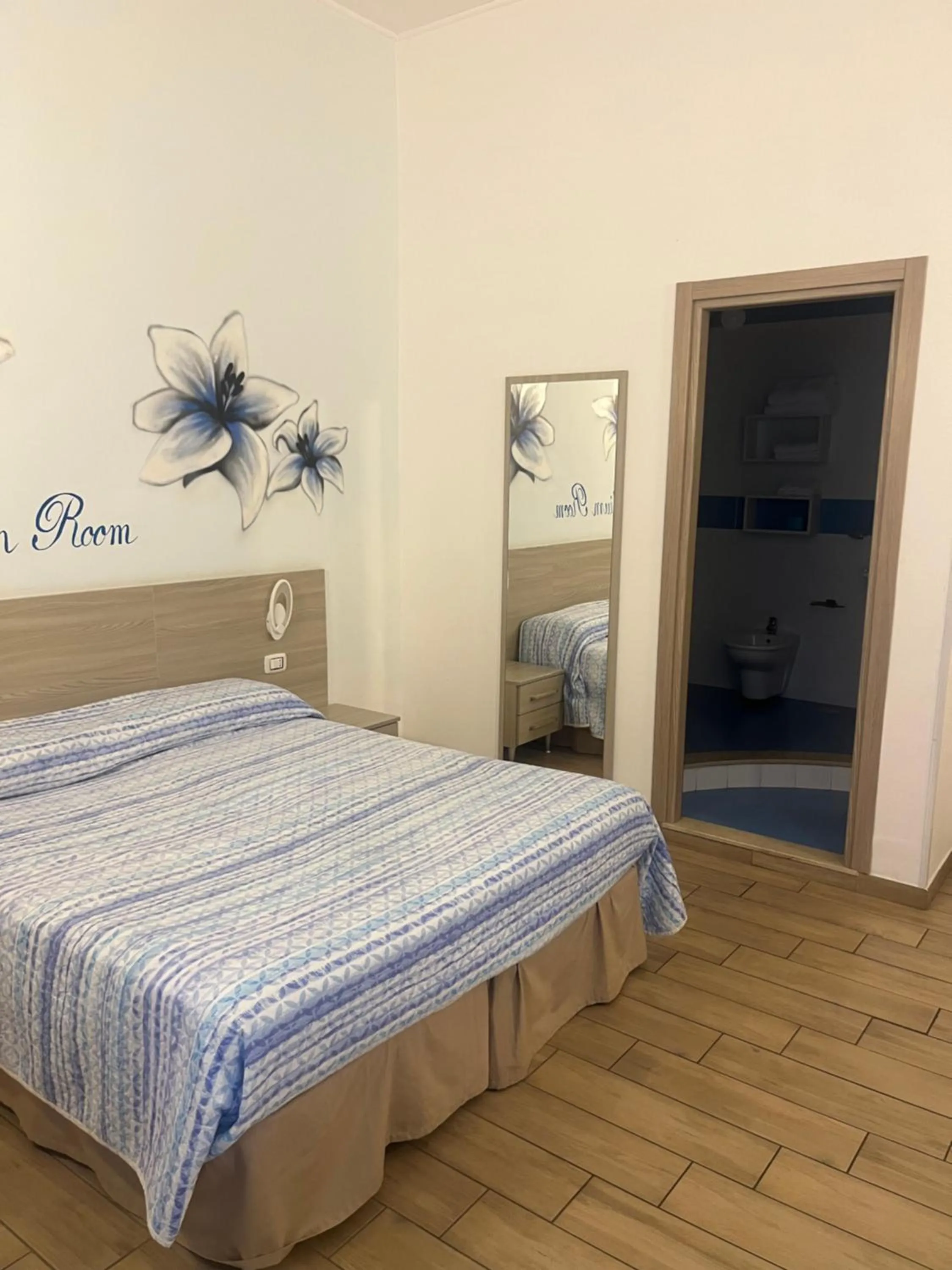 Bed in B&B Flower's House