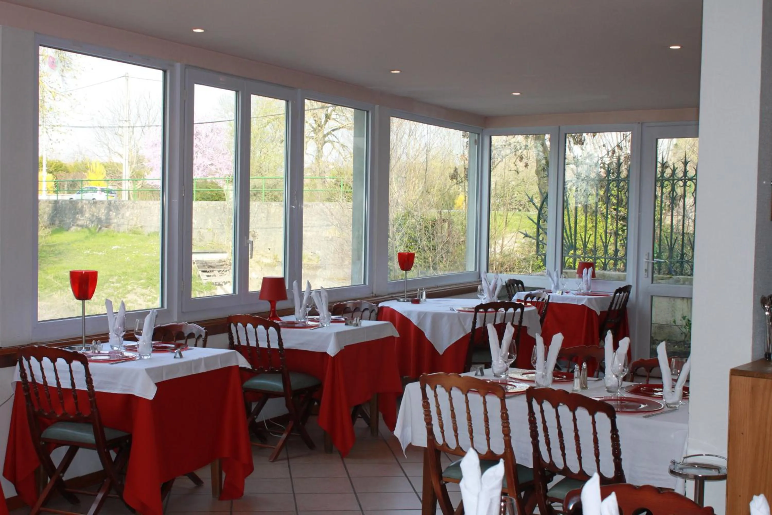 Restaurant/places to eat in Le Clos De Mutigny