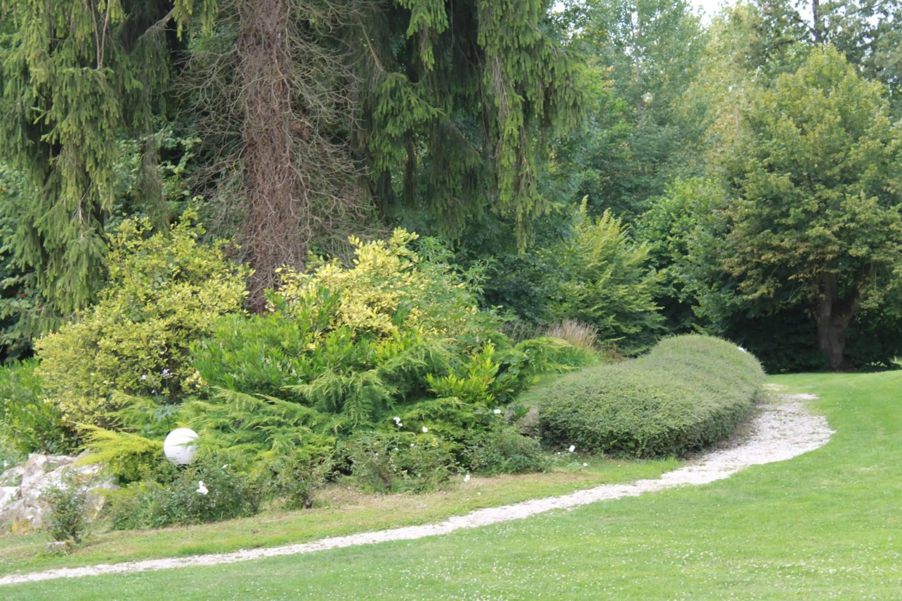 Garden in Le Clos De Mutigny