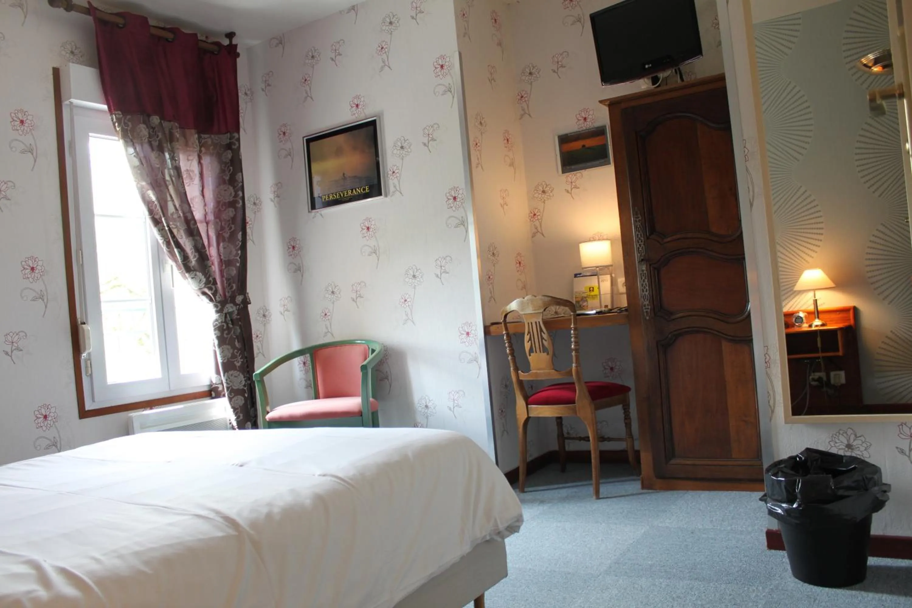Bedroom, Bed in Le Clos De Mutigny