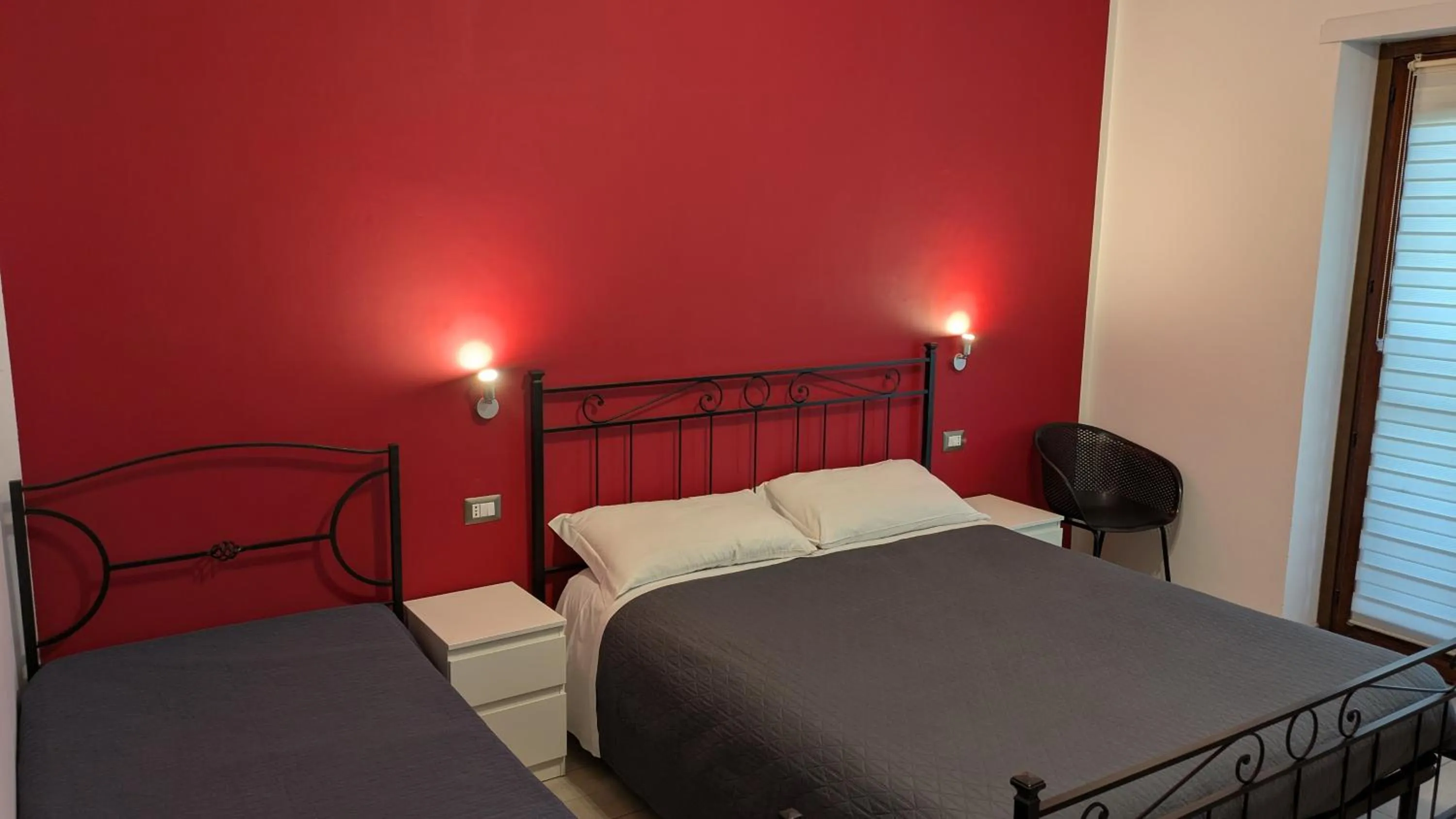 Bed in Bonsai Bed & Breakfast