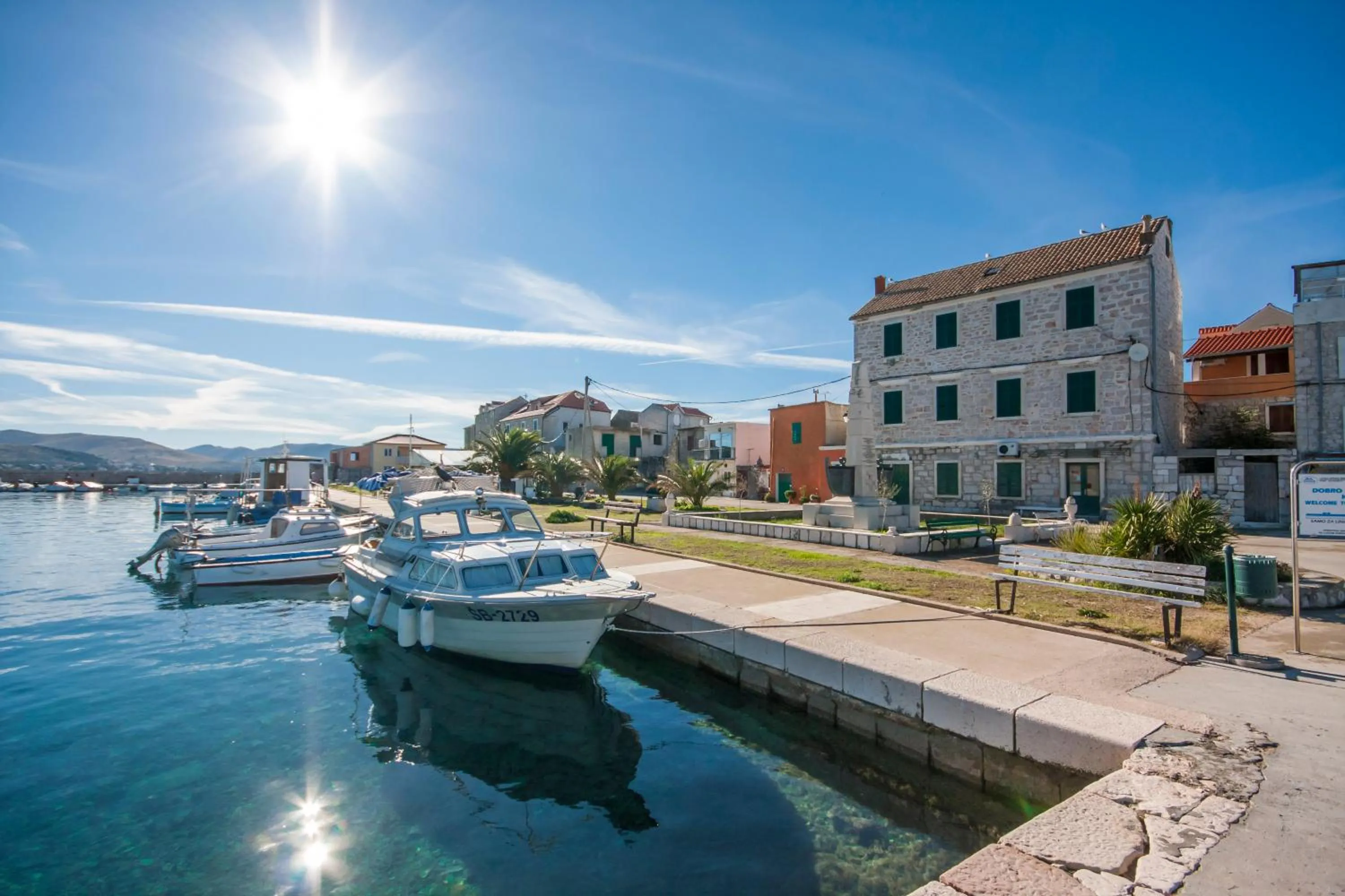 Restaurant/places to eat in Apartments Dalmata