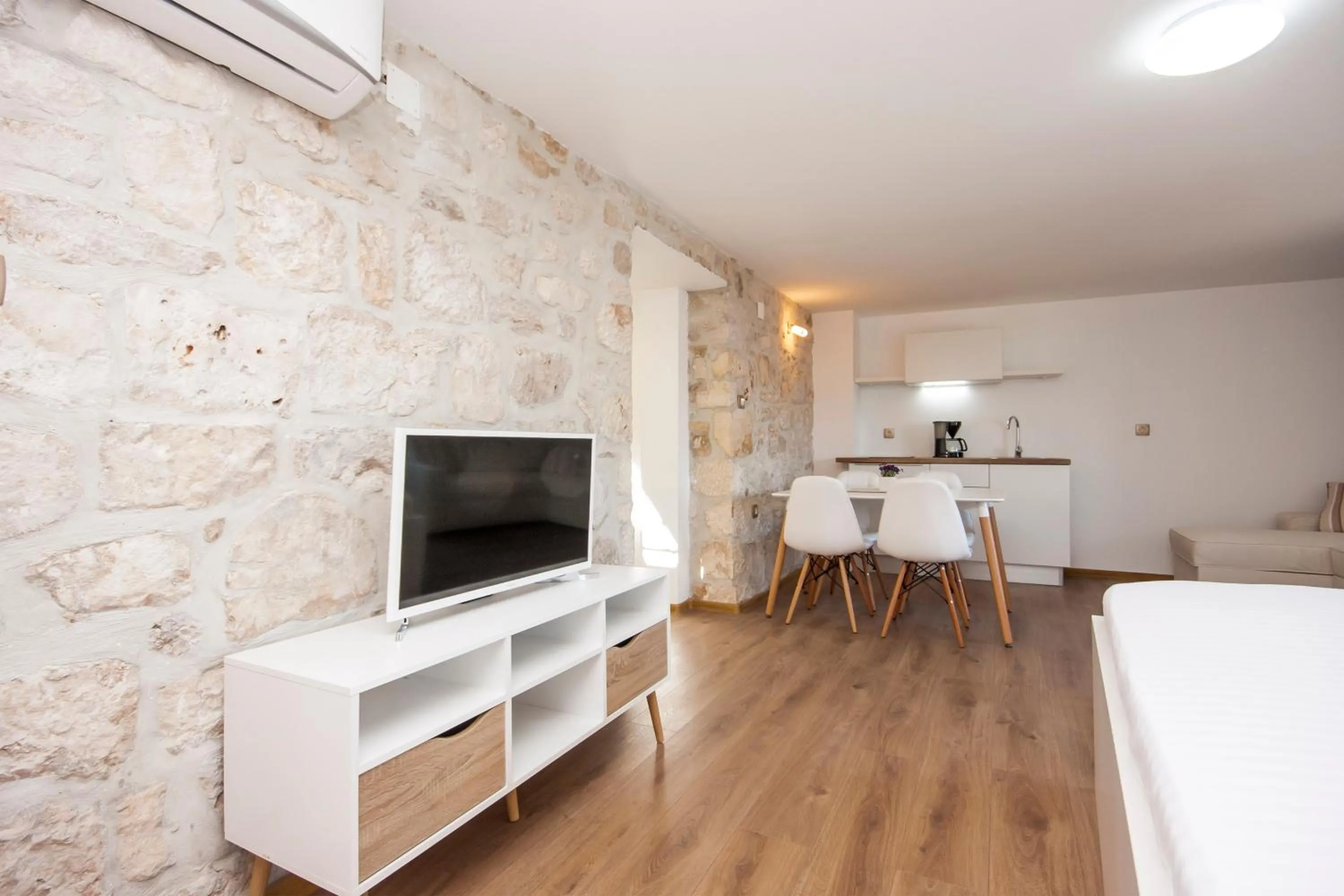 Kitchen or kitchenette in Apartments Dalmata