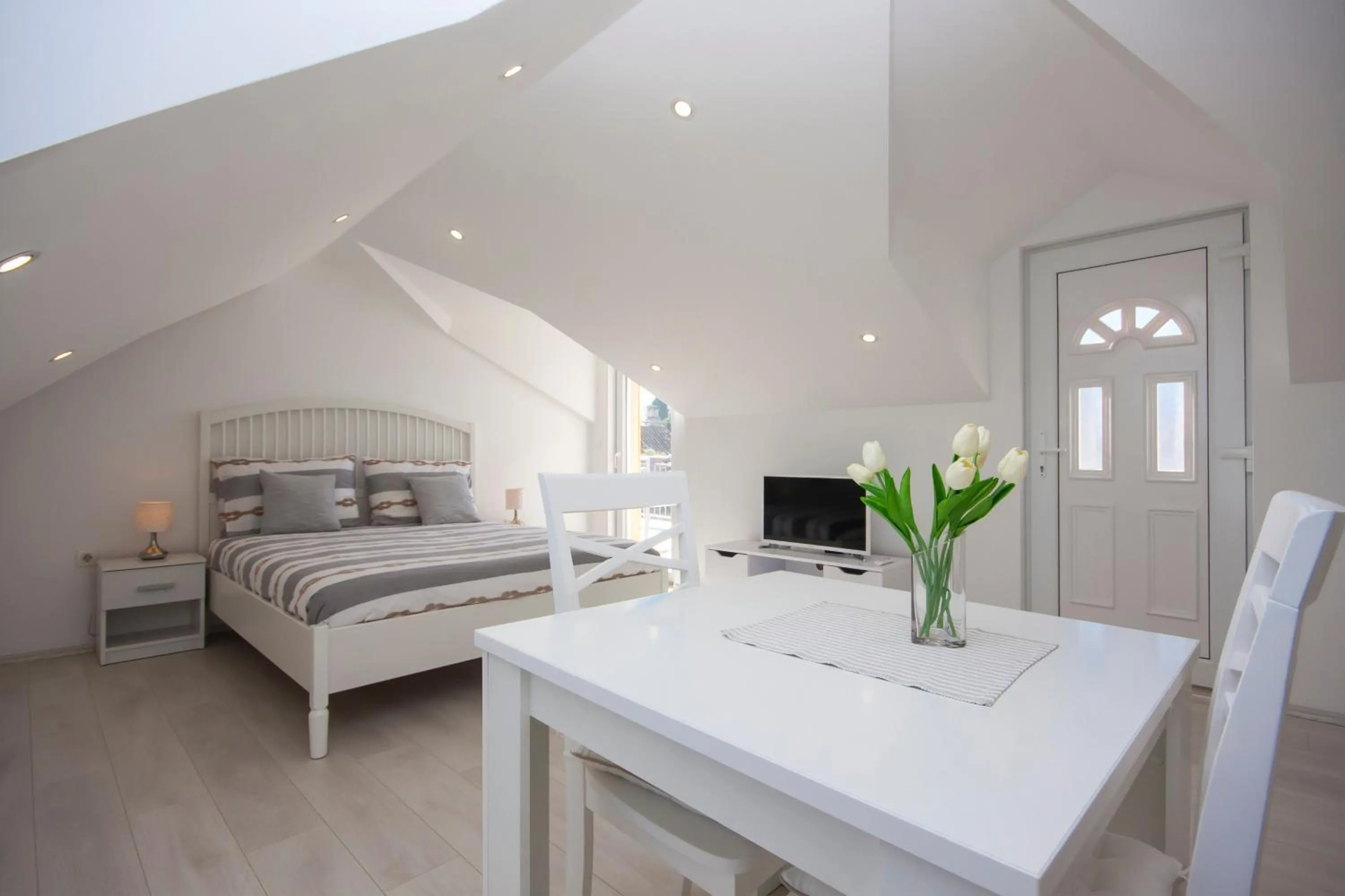 Bathroom, Bed in Apartments Dalmata