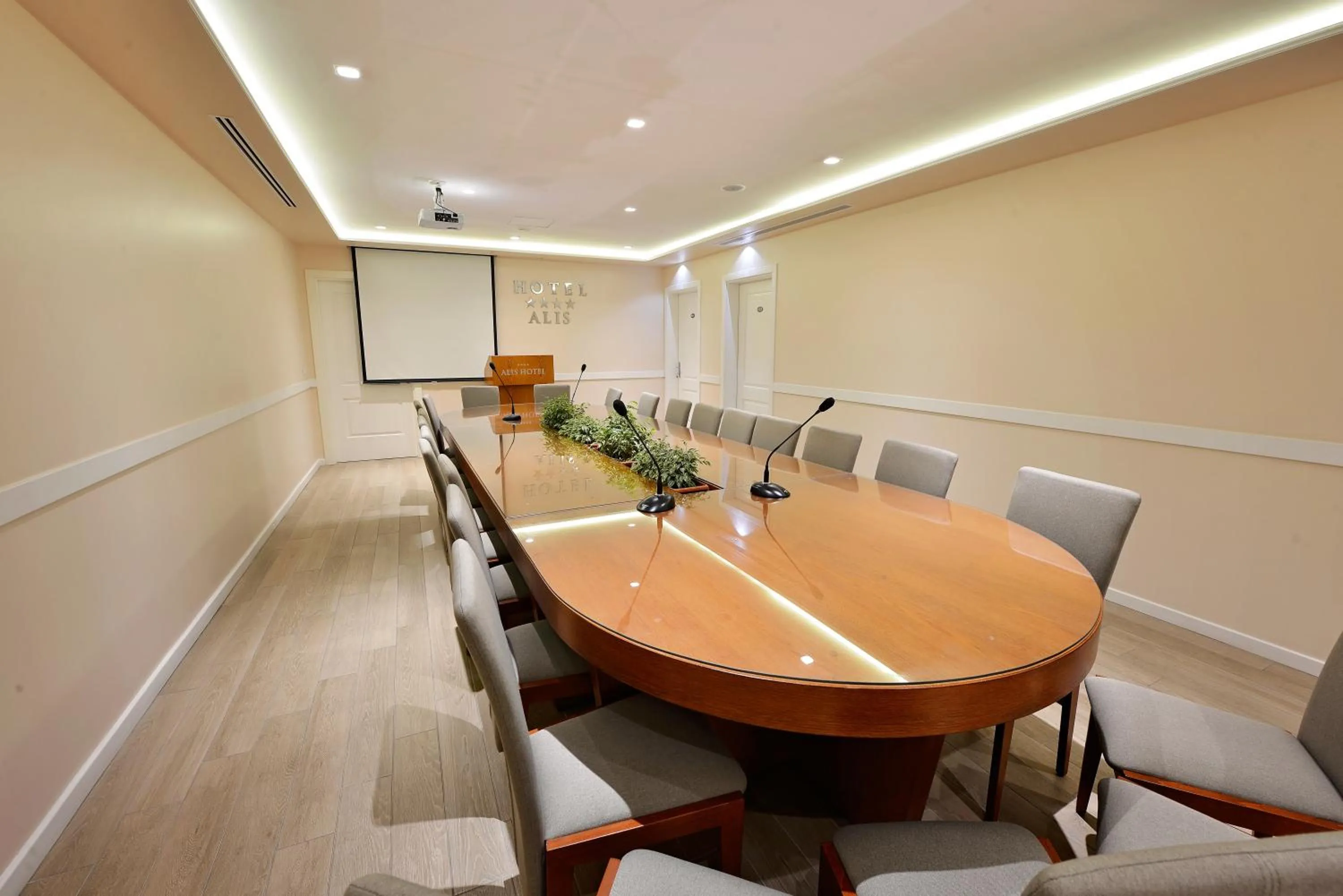 Alis Hotel