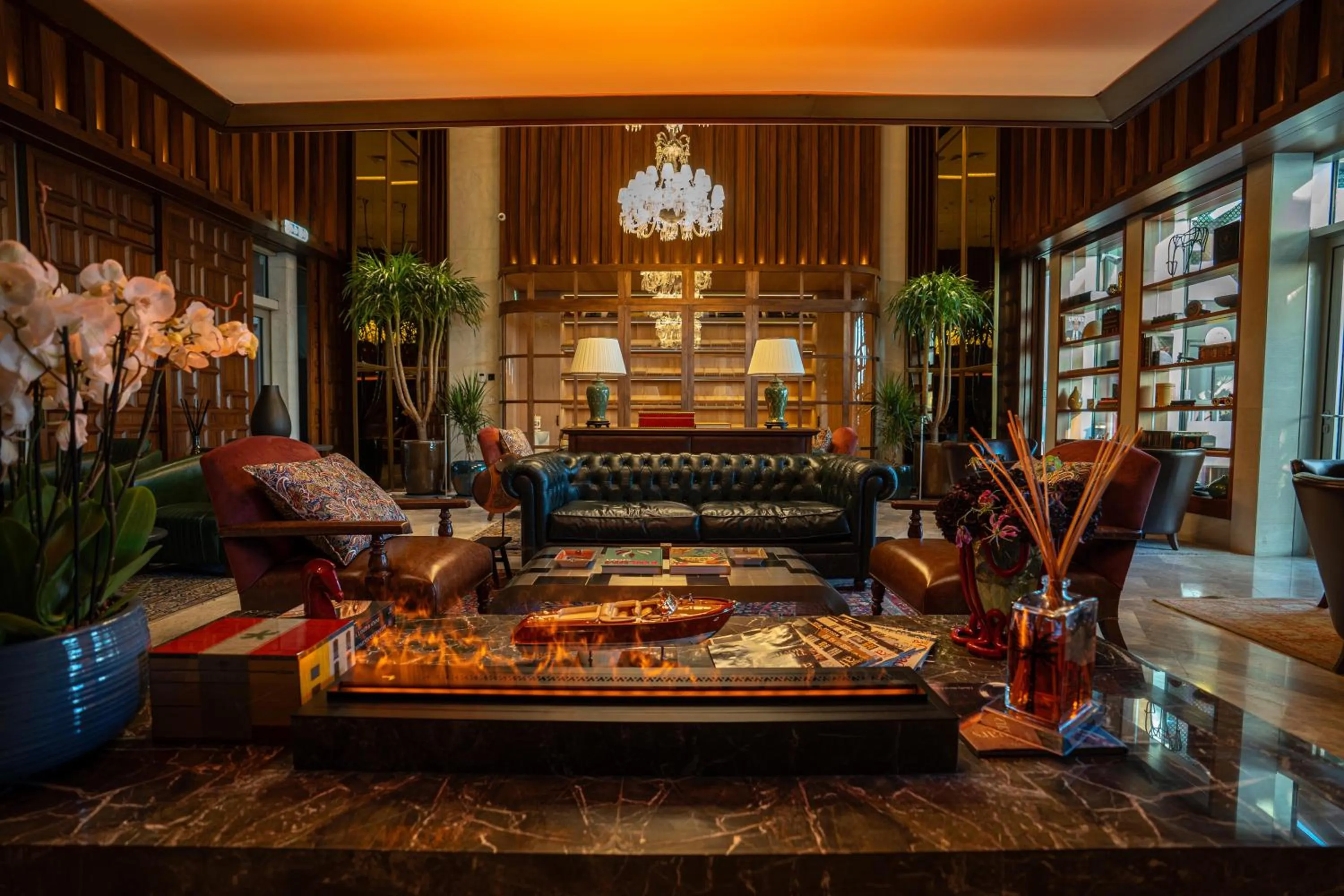 Restaurant/places to eat in Four Seasons Hotel Kuwait at Burj Alshaya