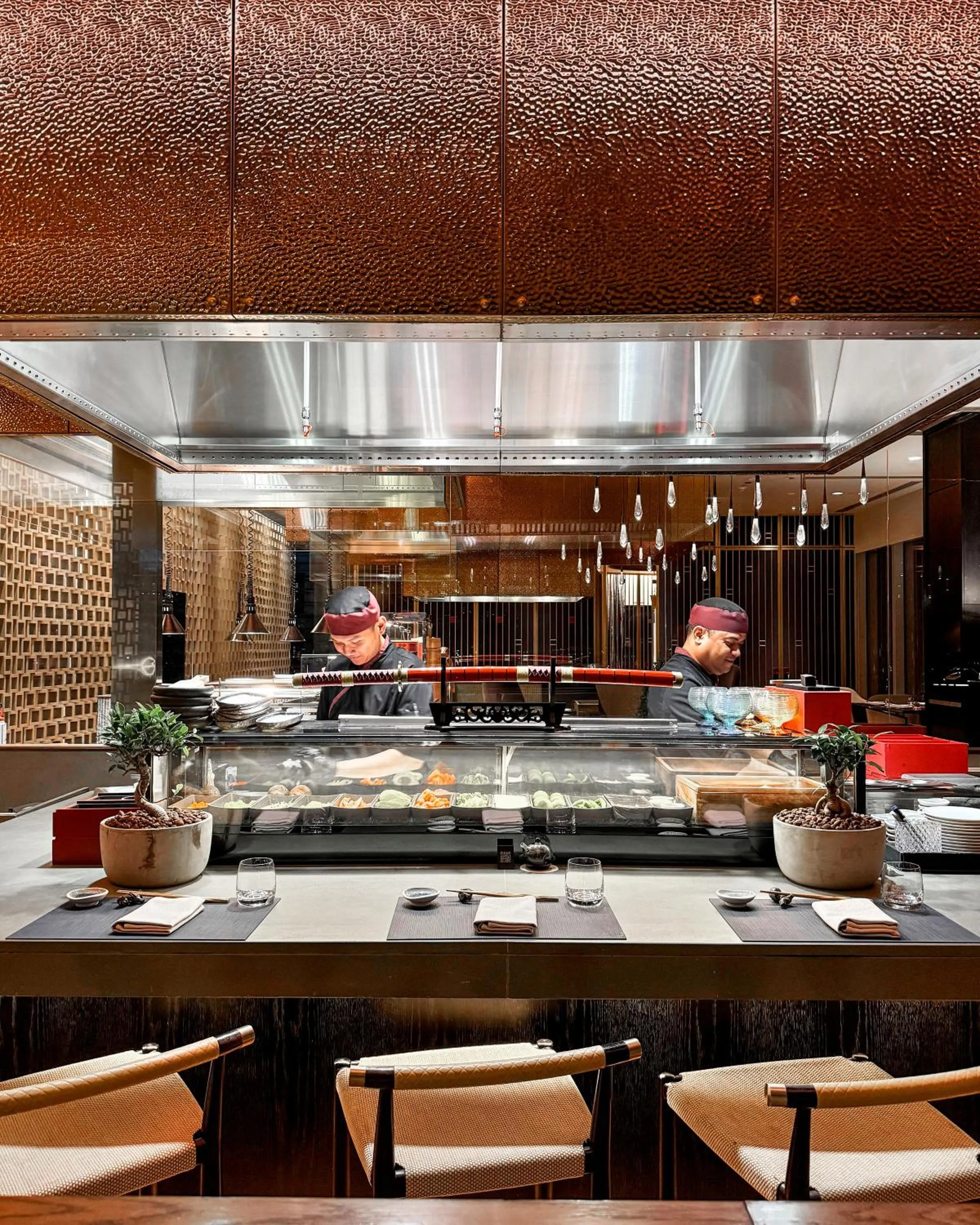 Restaurant/places to eat in Four Seasons Hotel Kuwait at Burj Alshaya