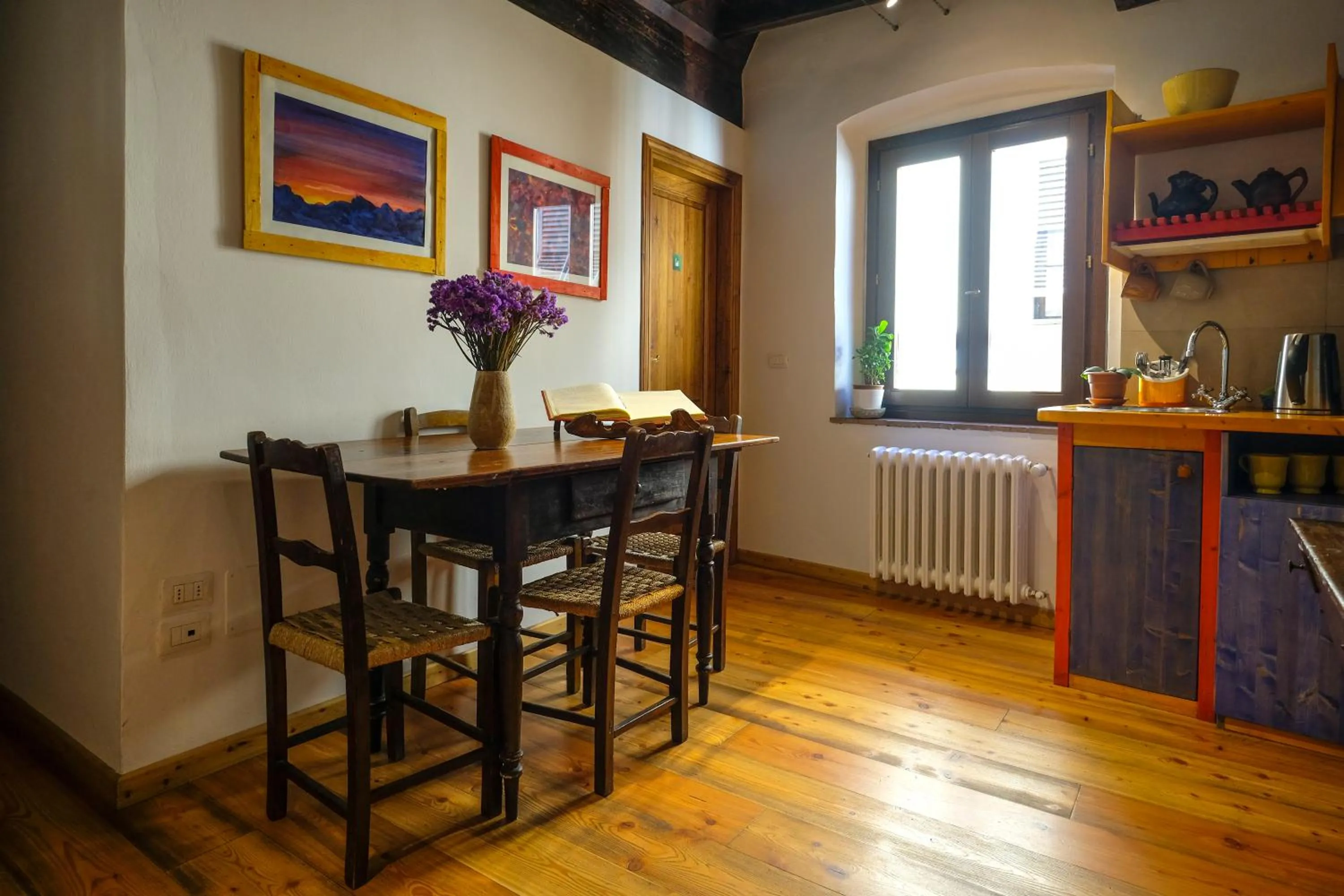 Communal kitchen in B&B Bonsignori