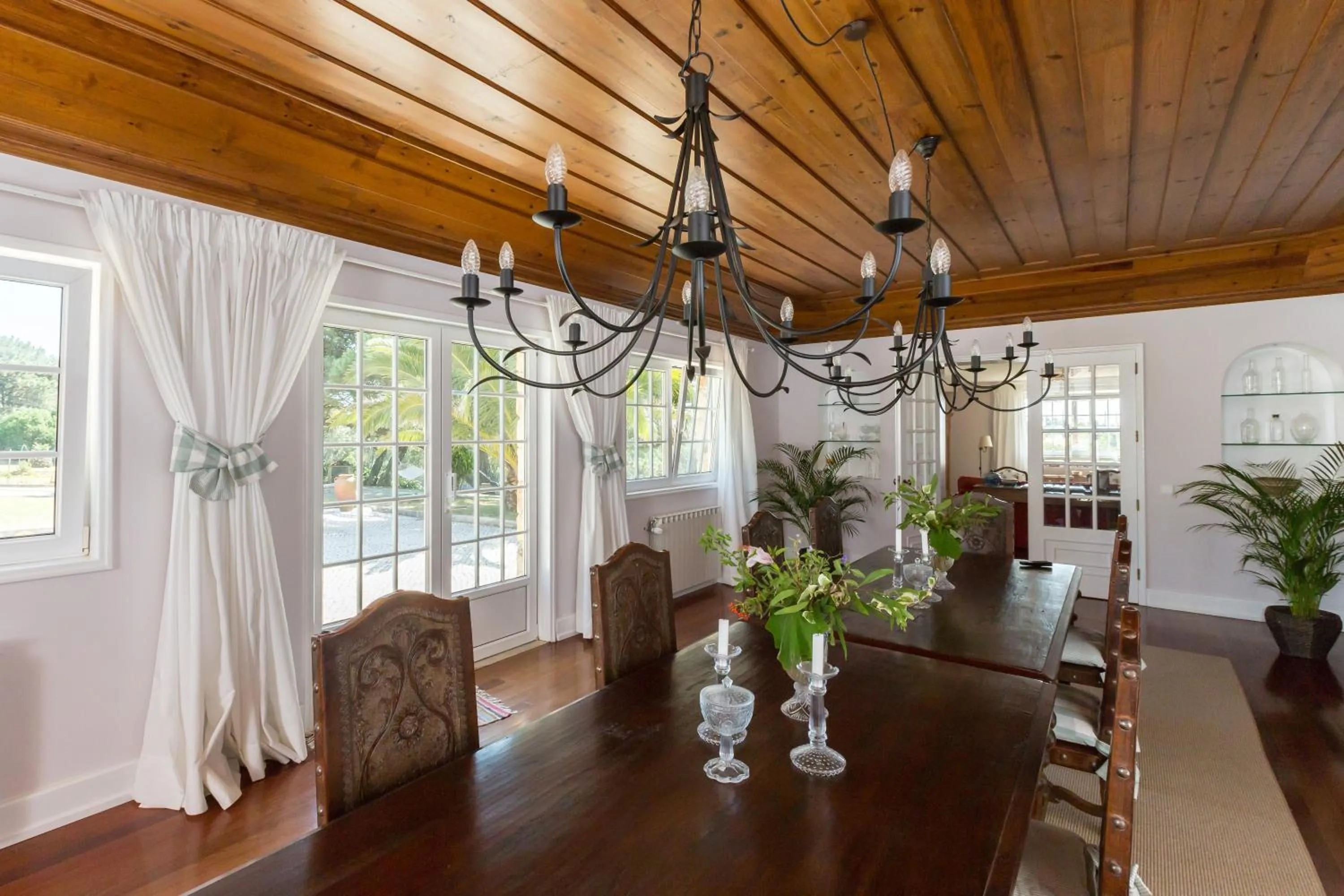 Restaurant/places to eat in Quinta do Cabo Guesthouse