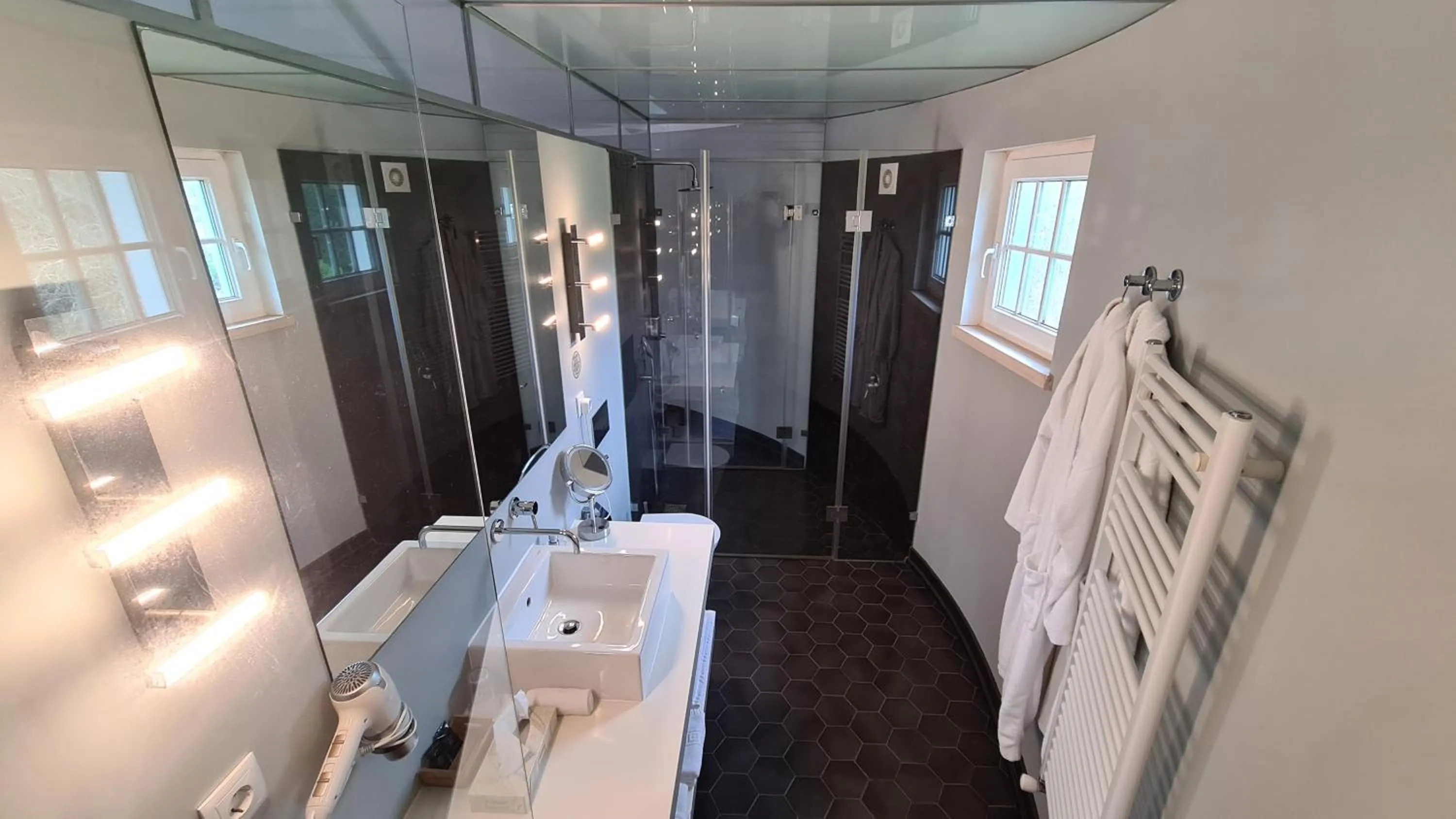 Bathroom in Quinta do Cabo Guesthouse