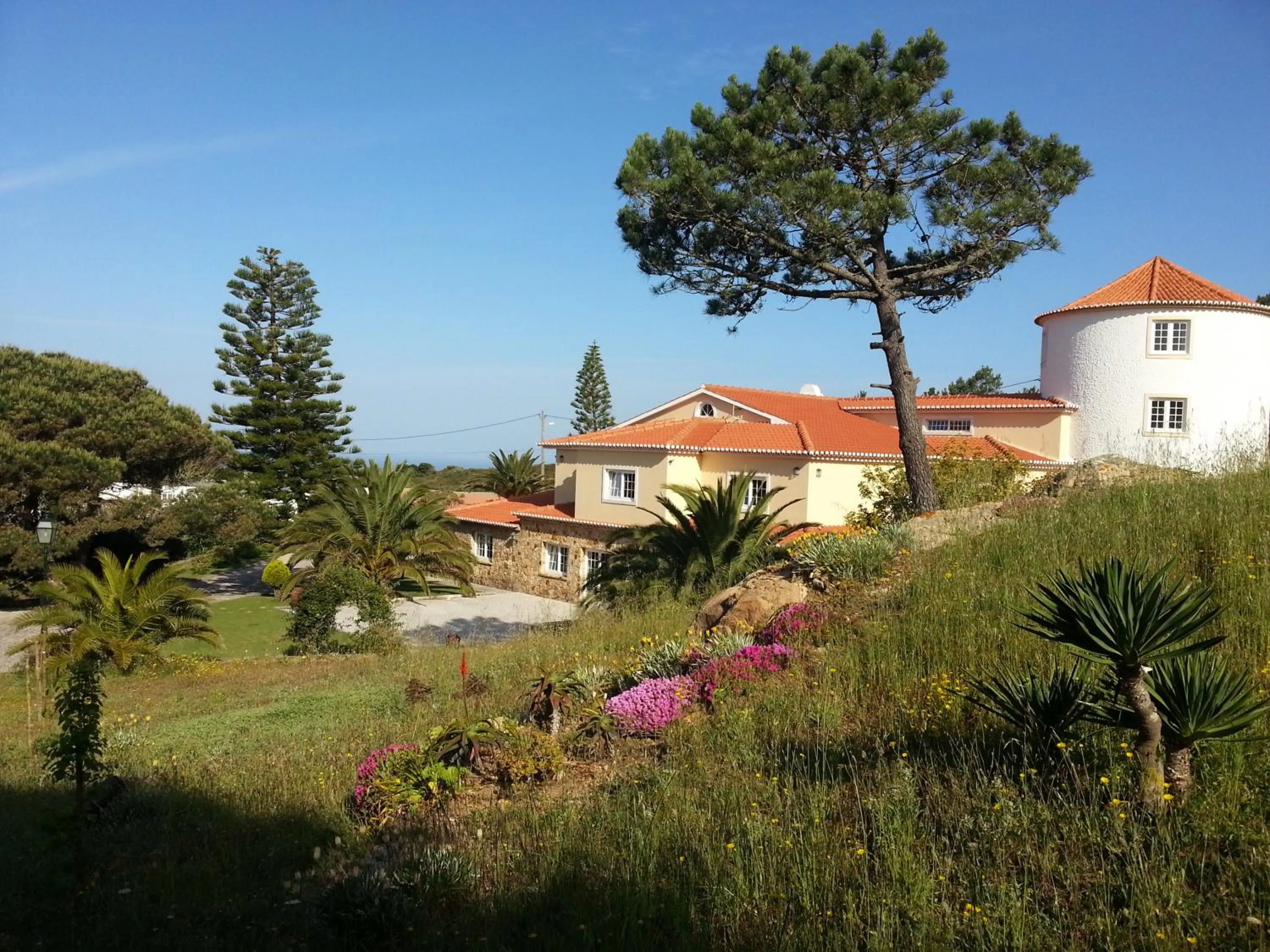 Property building in Quinta do Cabo Guesthouse