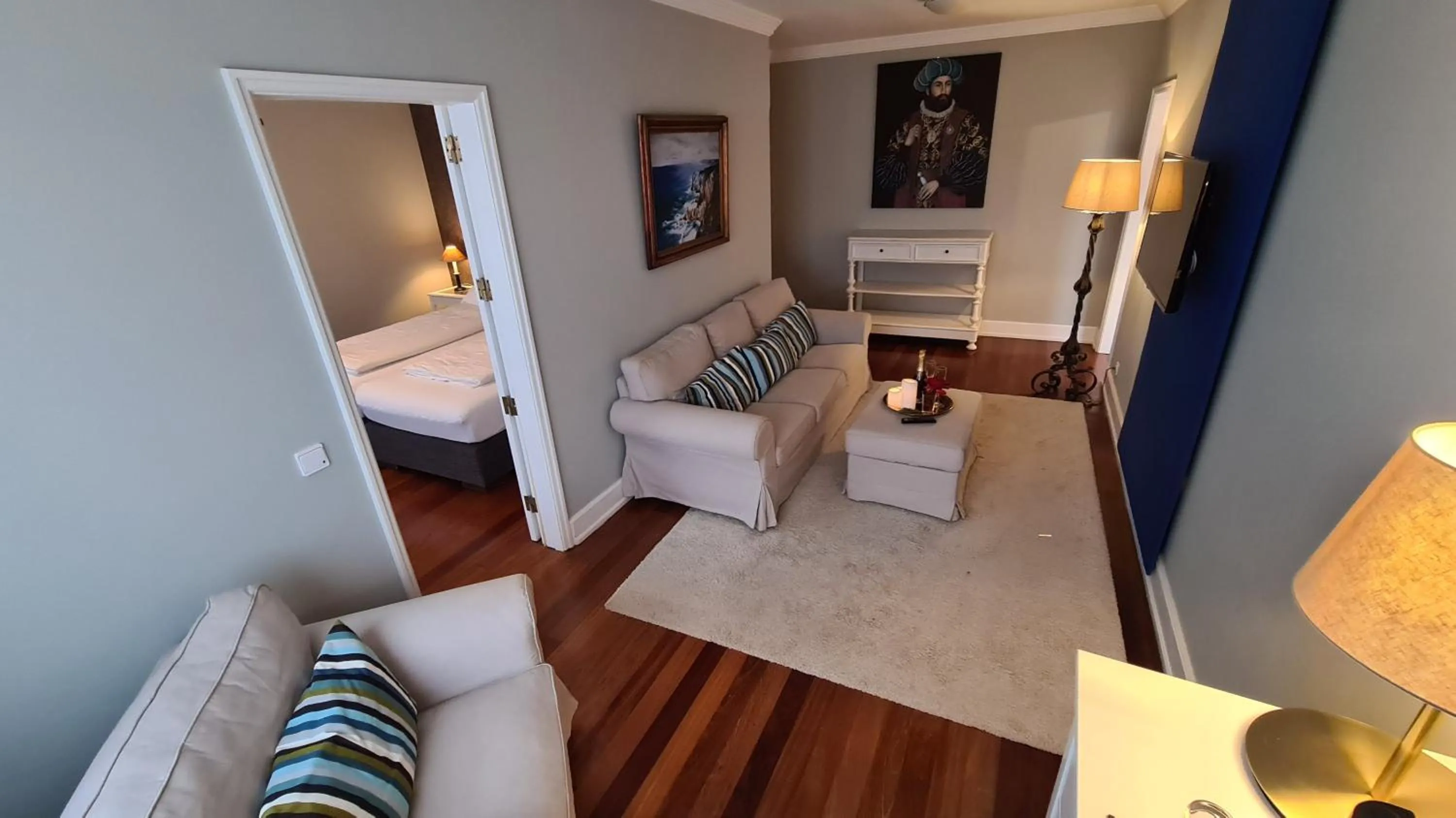 Living room, Bed in Quinta do Cabo Guesthouse