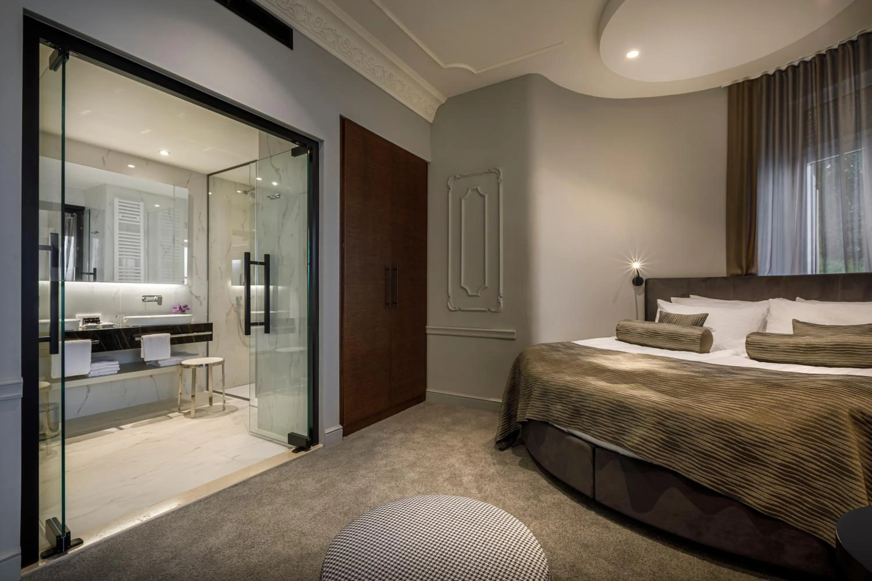 Bed in Hotel Ambasador - by Liburnia Hotels & Villas