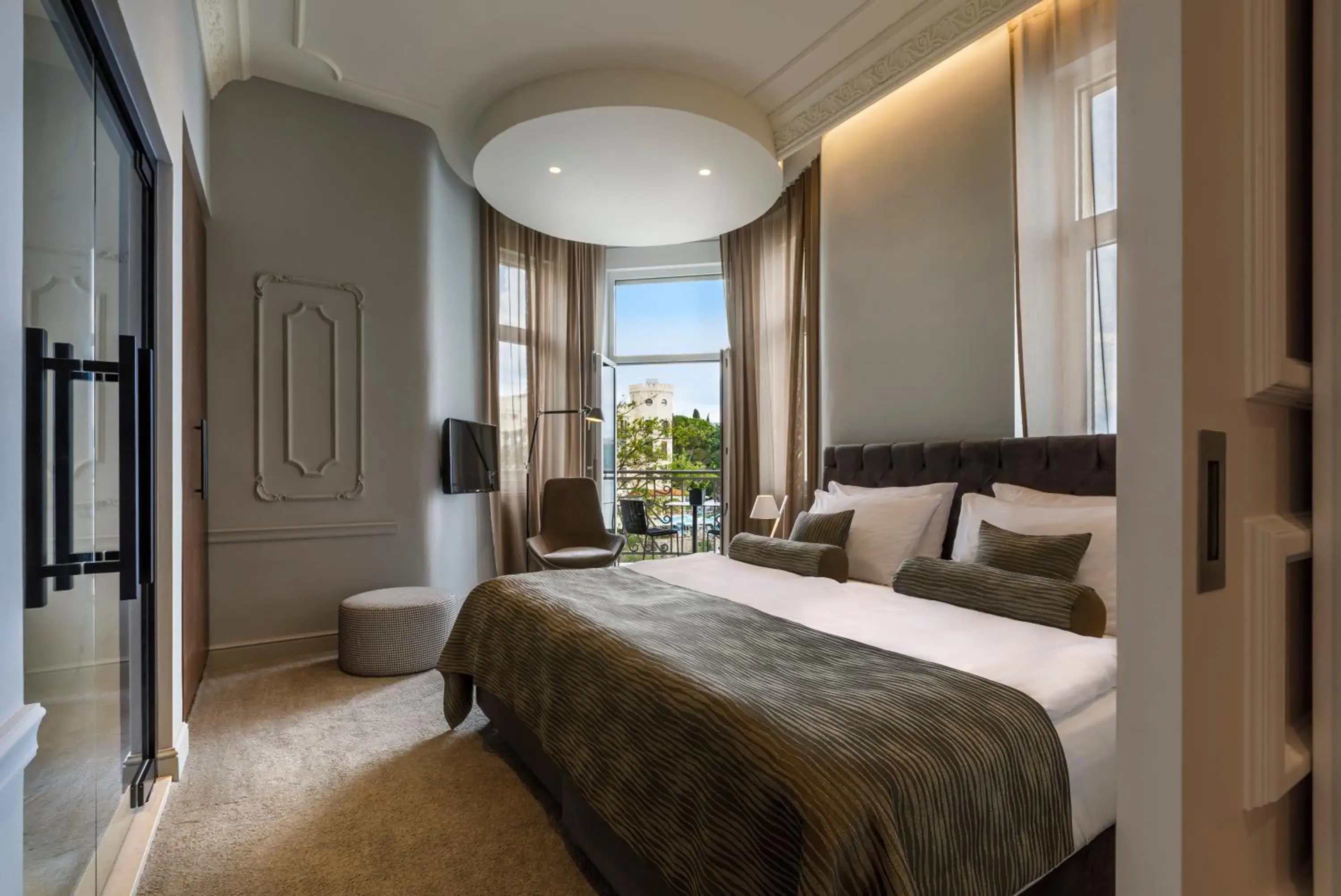 Junior Suite with Sea View in Hotel Ambasador - by Liburnia Hotels & Villas Junior Suite with Sea View in Hotel Ambasador - by Liburnia Hotels & Villas