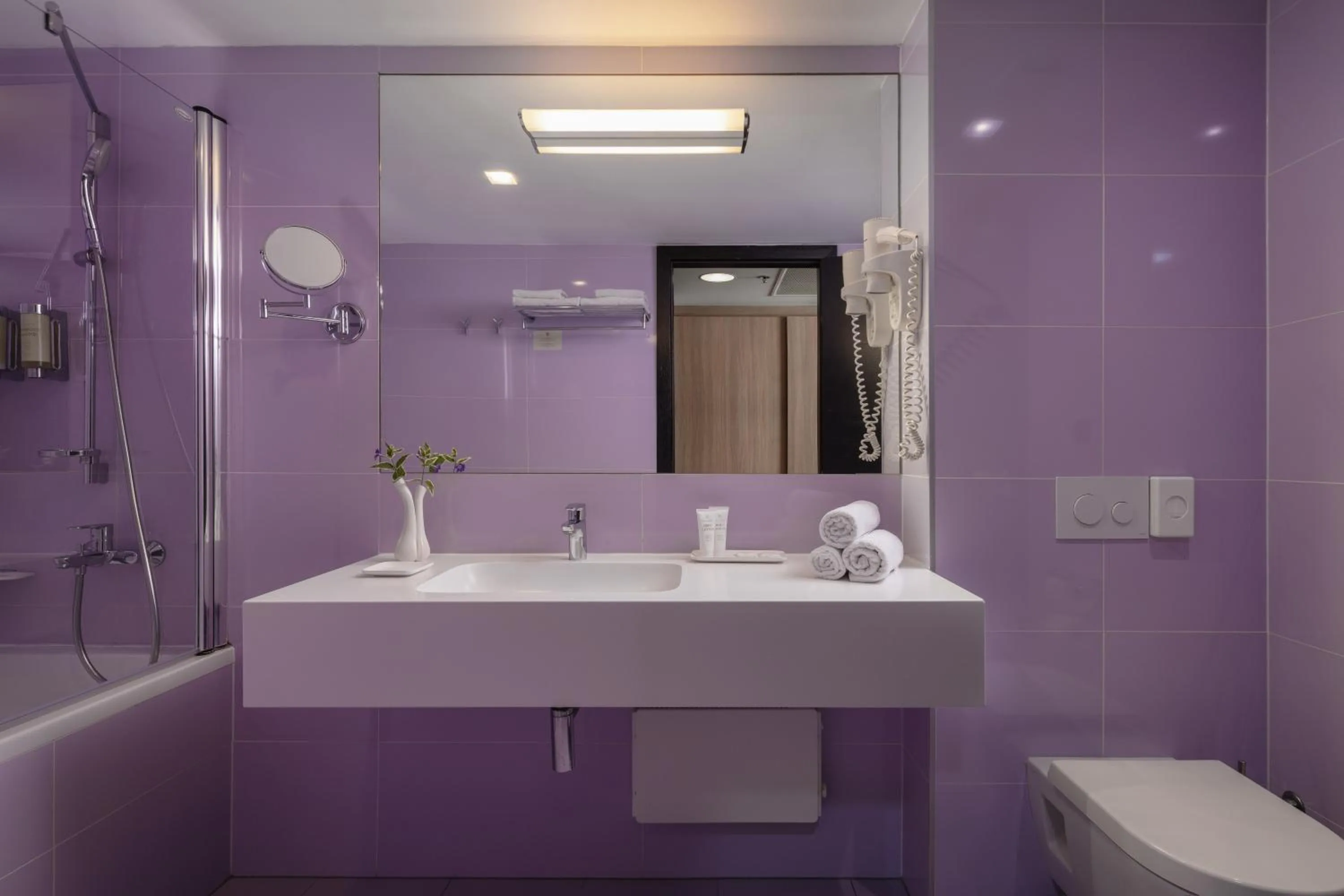 Shower in Vitality Hotel Punta