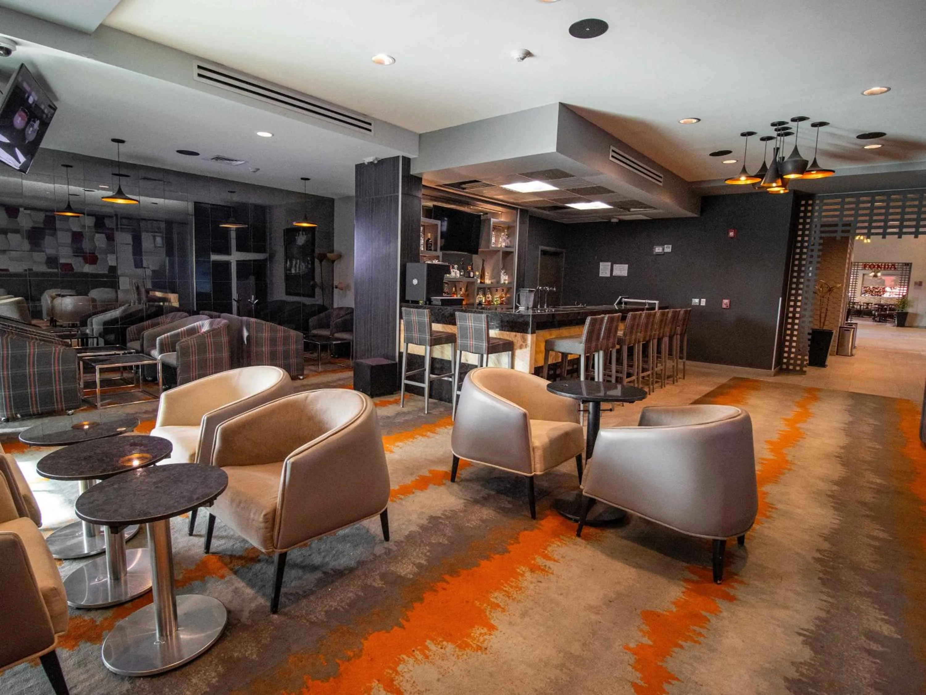 Lounge or bar in Hotel Araiza San Luis R.C.