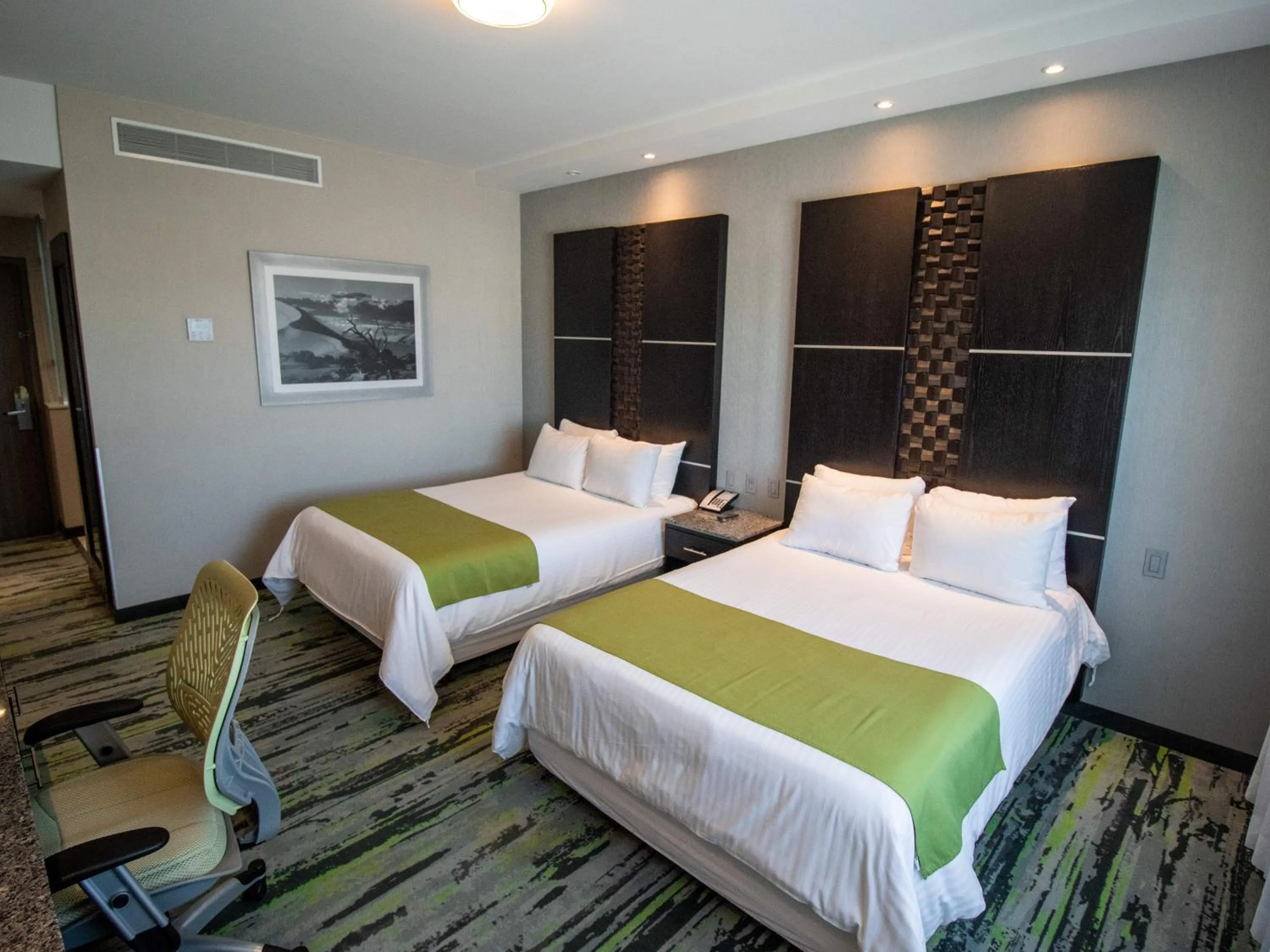 Bedroom, Bed in Hotel Araiza San Luis R.C.