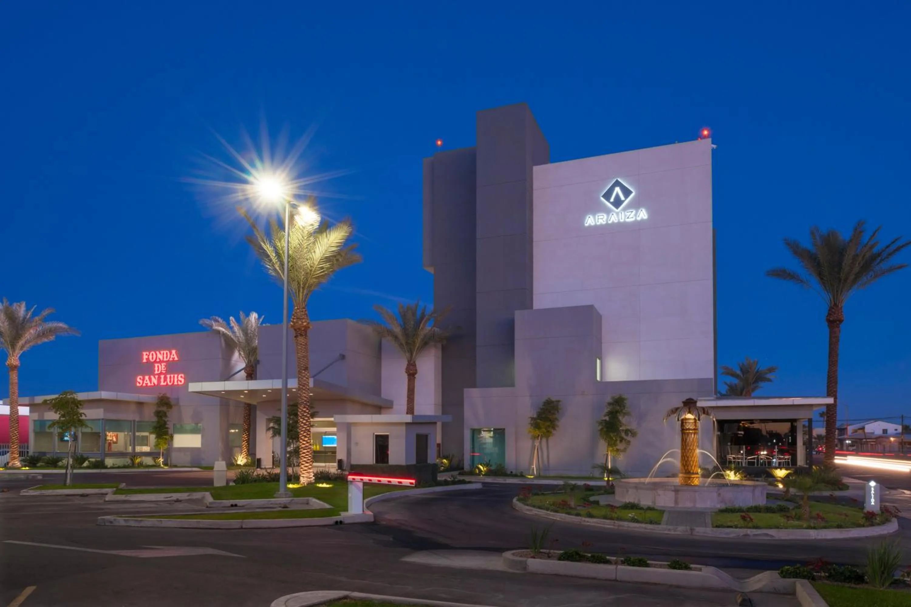 Facade/entrance in Hotel Araiza San Luis R.C.