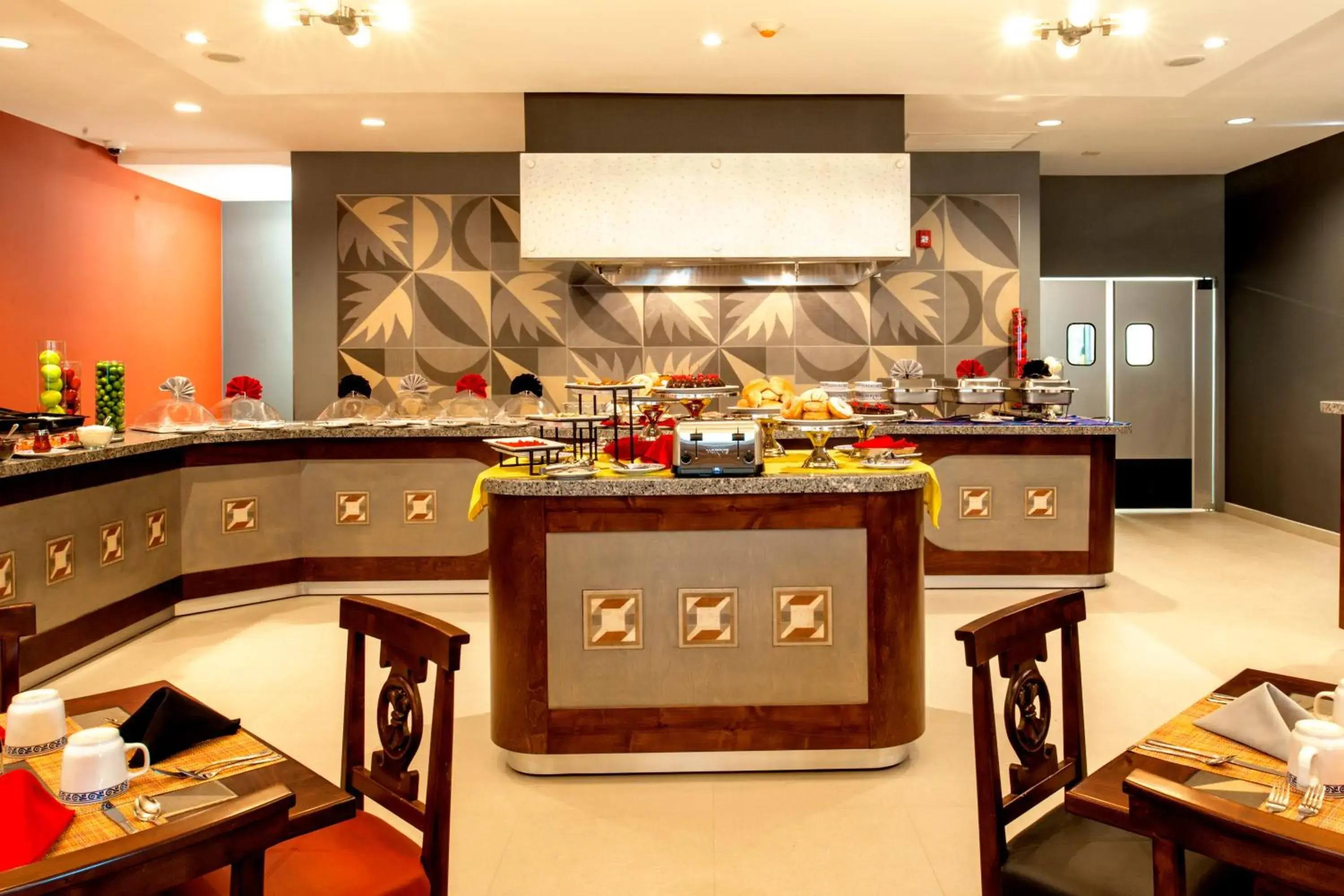 Restaurant/places to eat in Hotel Araiza San Luis R.C. Restaurant/places to eat in Hotel Araiza San Luis R.C.