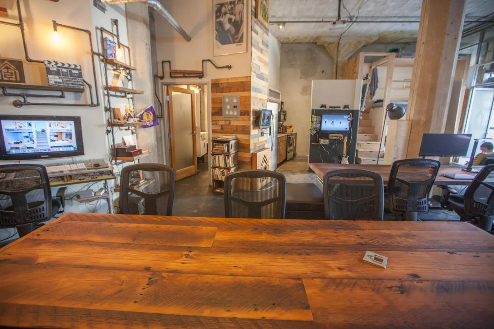 Seating area in PodShare Hollywood