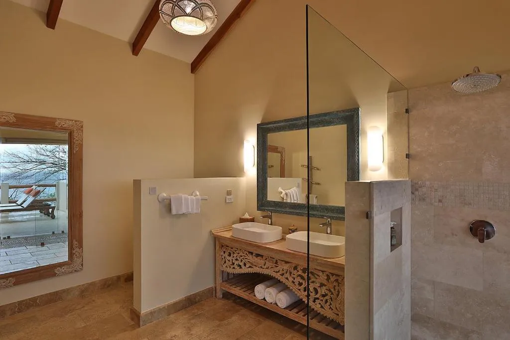 Bathroom in Casa Chameleon Hotel Las Catalinas - Adults Only