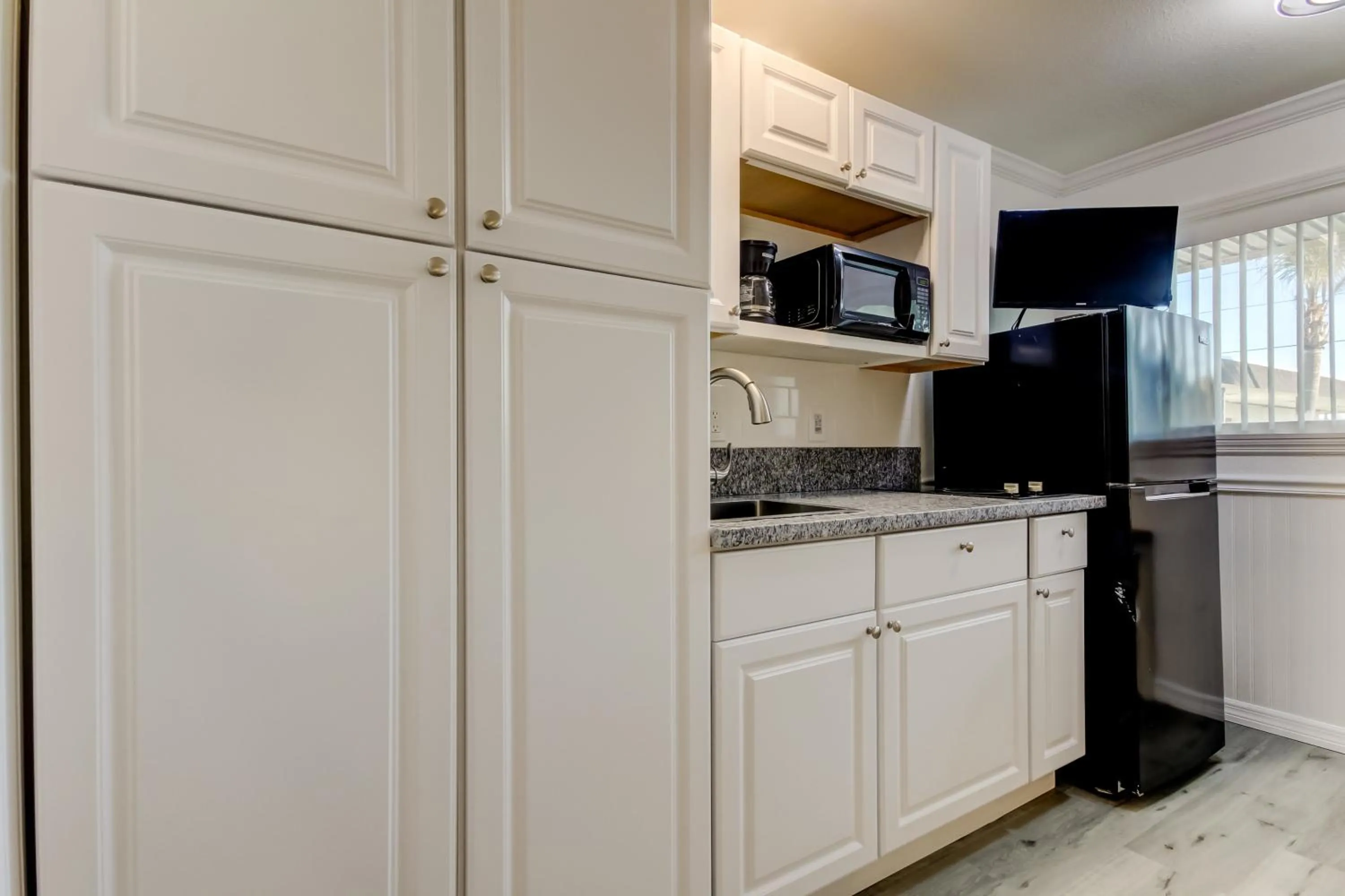 Carousel Suites -Redington Shores