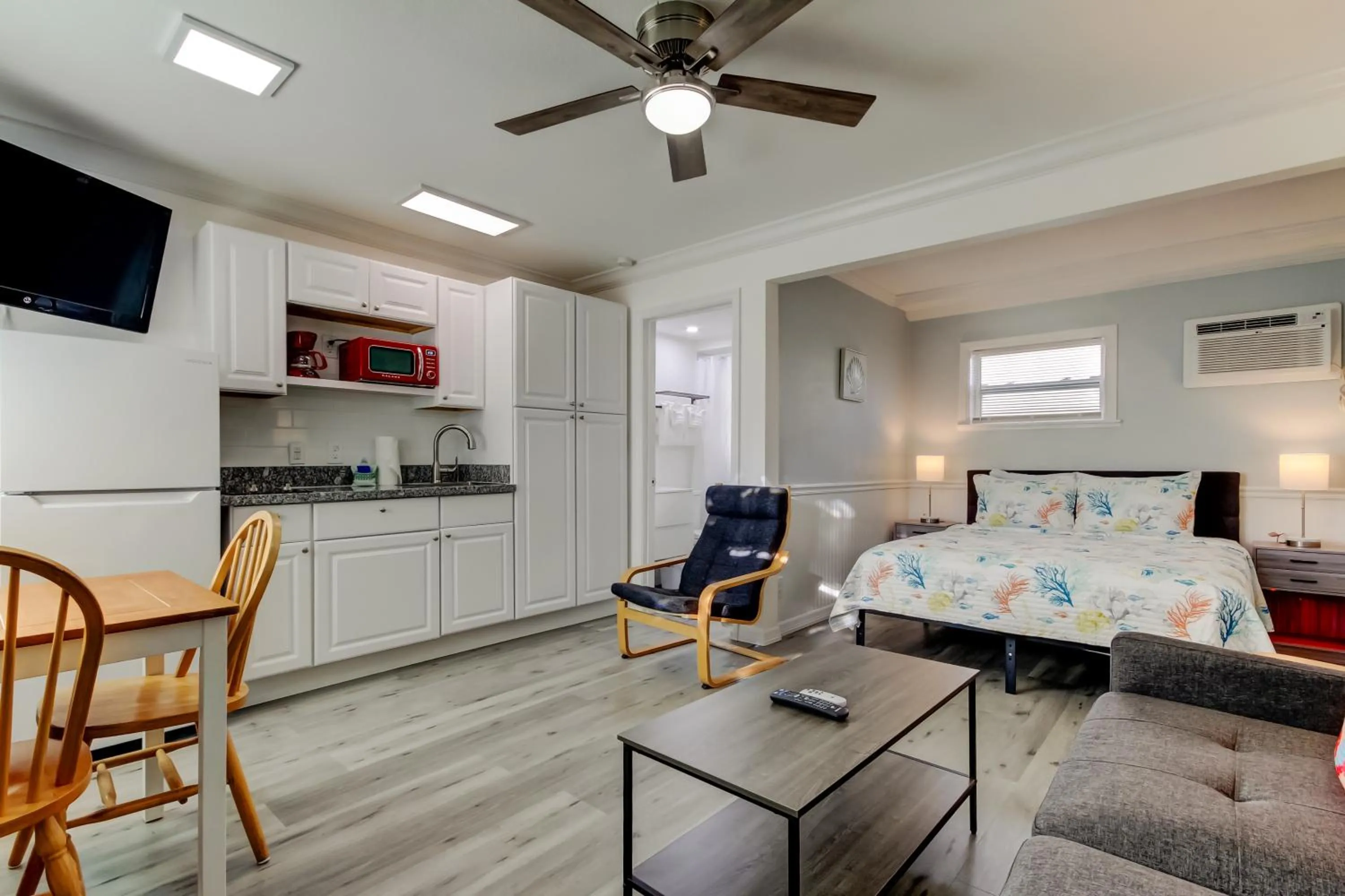 Carousel Suites -Redington Shores