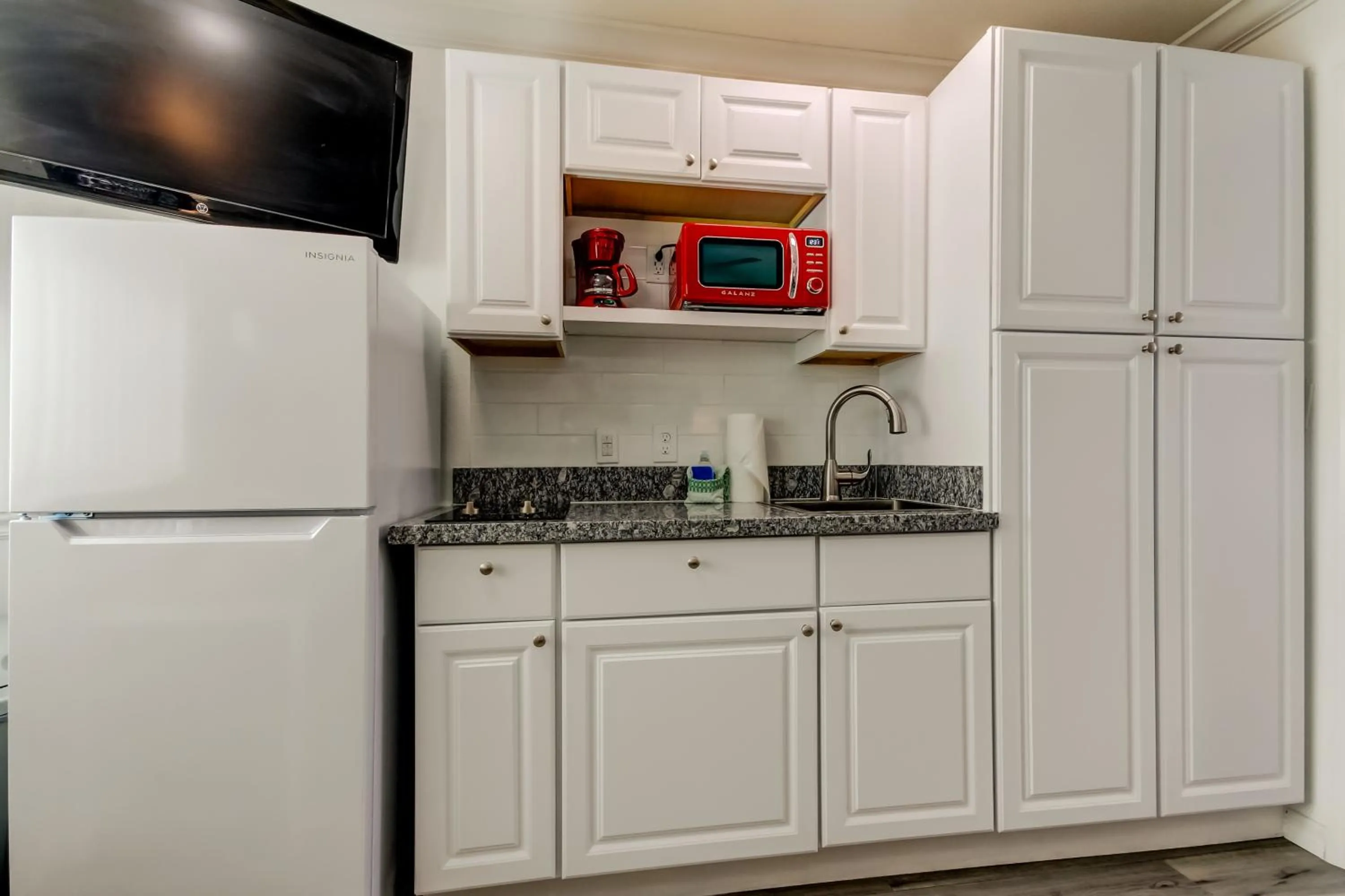 Carousel Suites -Redington Shores