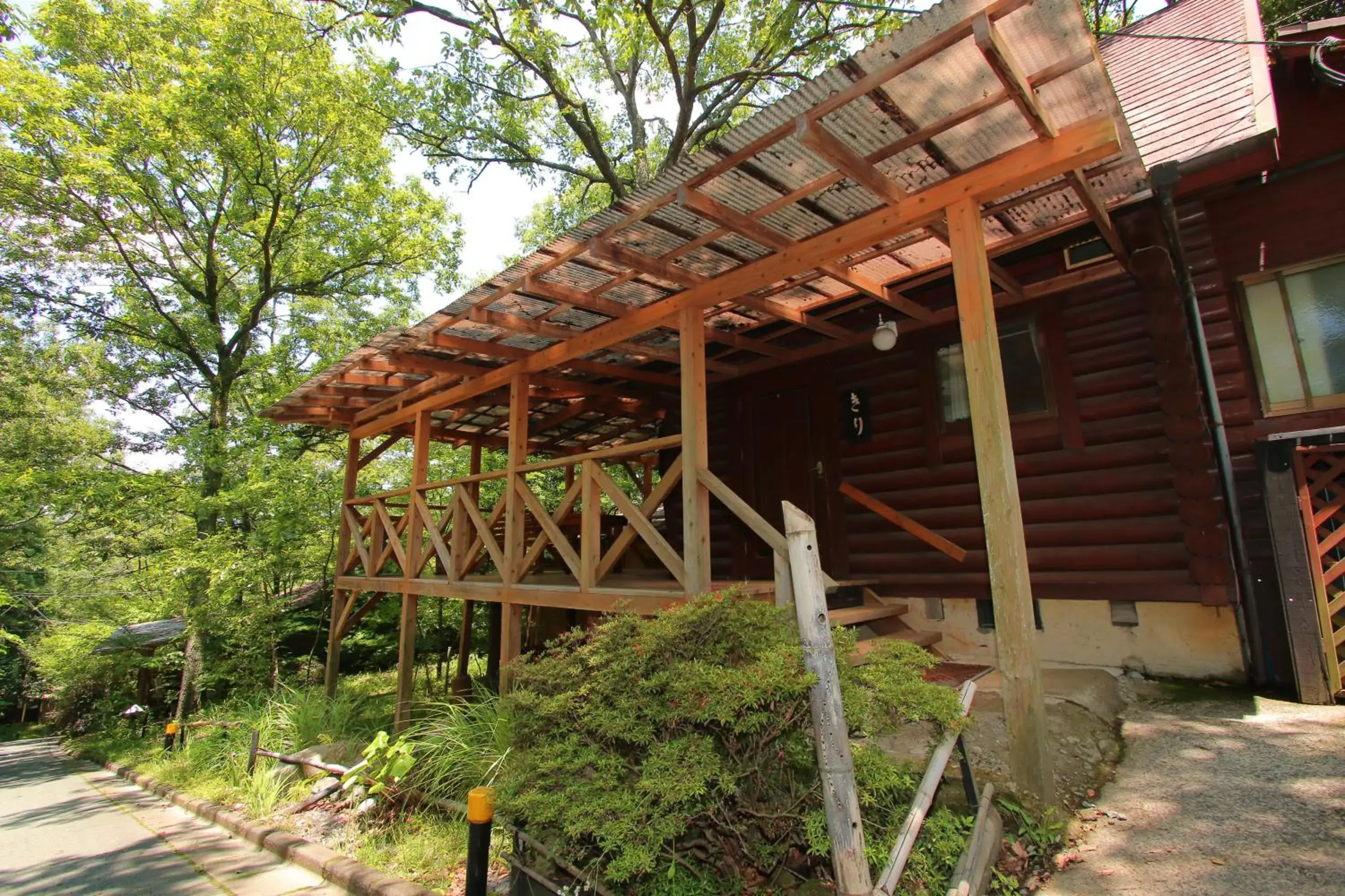 Facade/entrance in Kurasako Onsen Sakura Facade/entrance in Kurasako Onsen Sakura