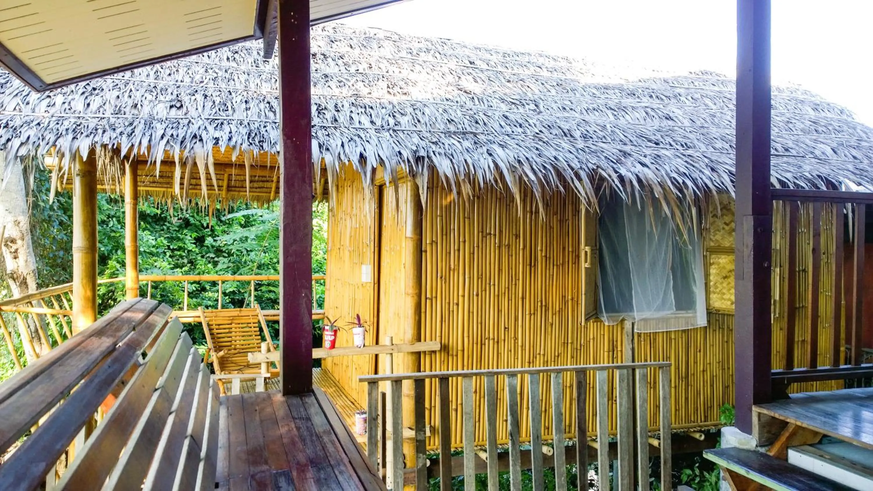 Balcony/Terrace in Cast Away
