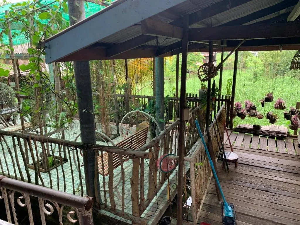 Balcony/Terrace in Cast Away