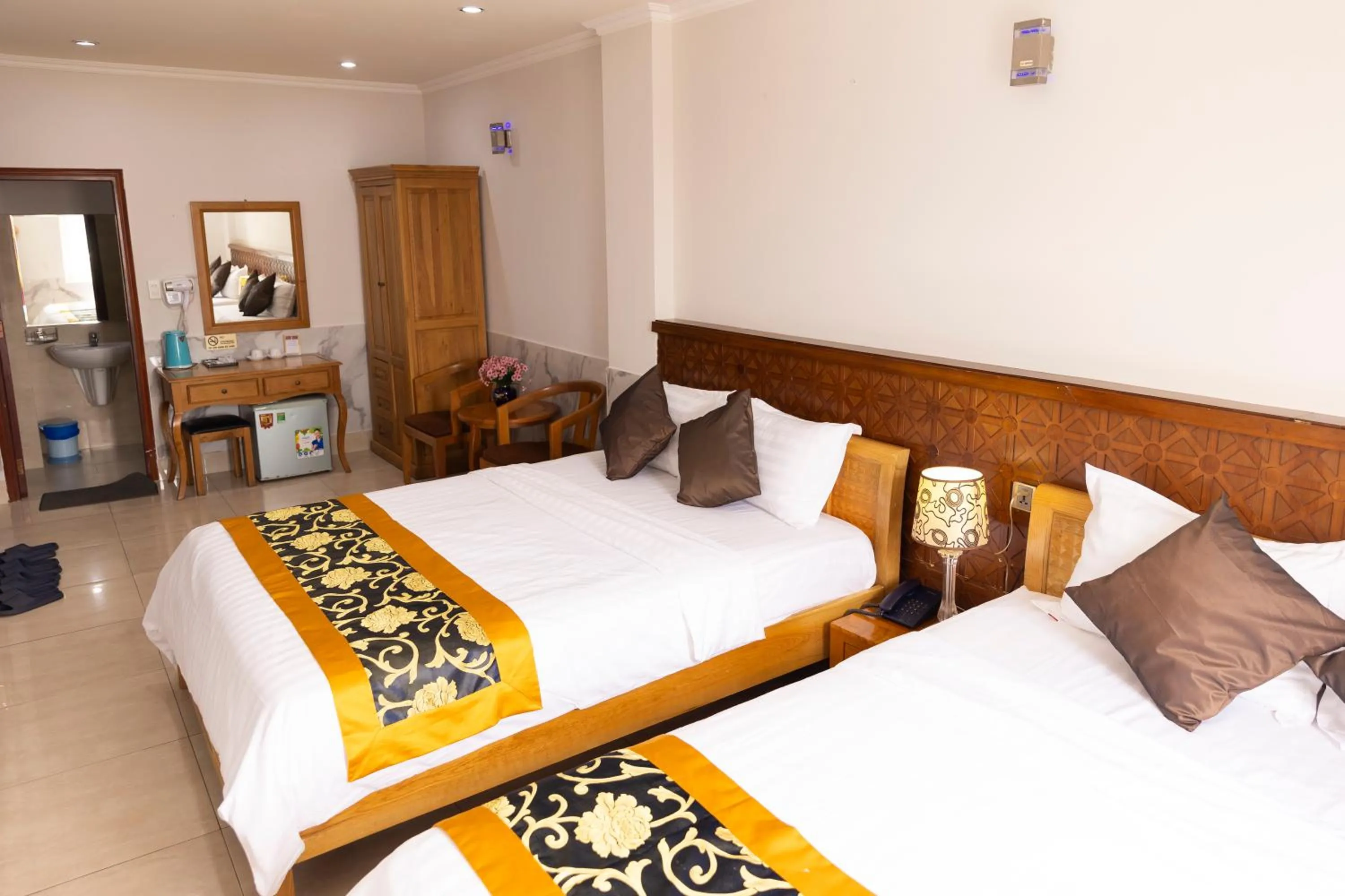 Bed in Atana Airport Hotel