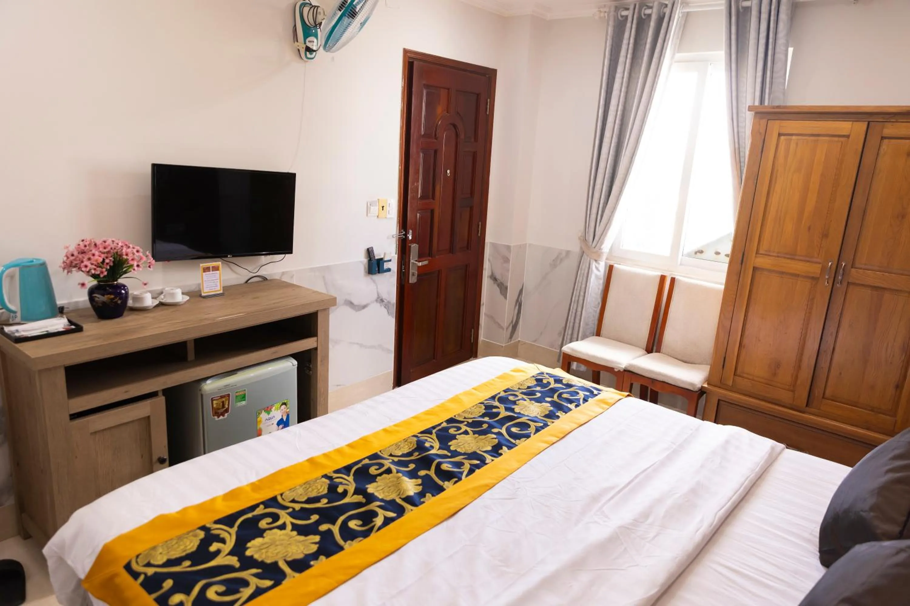 Bed in Atana Airport Hotel