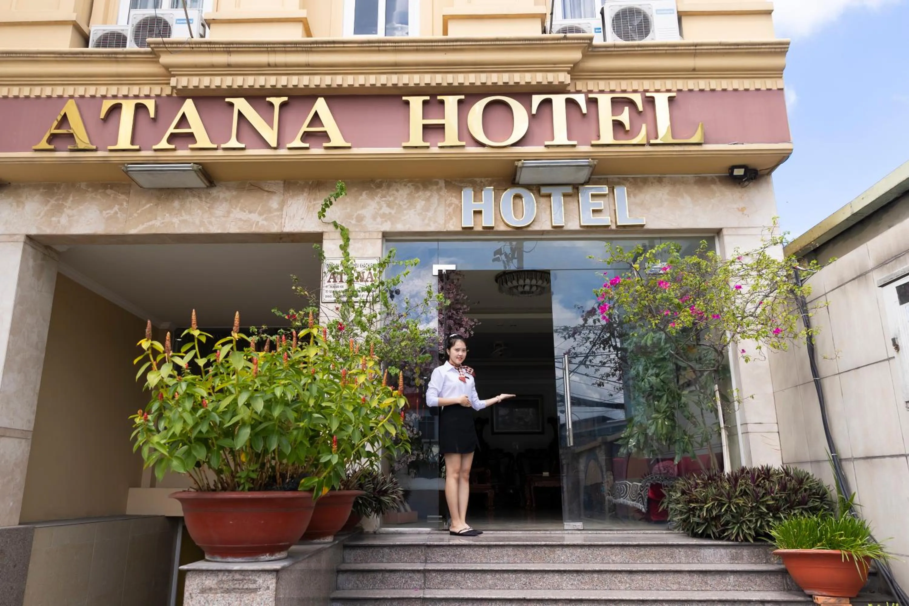 Atana Airport Hotel