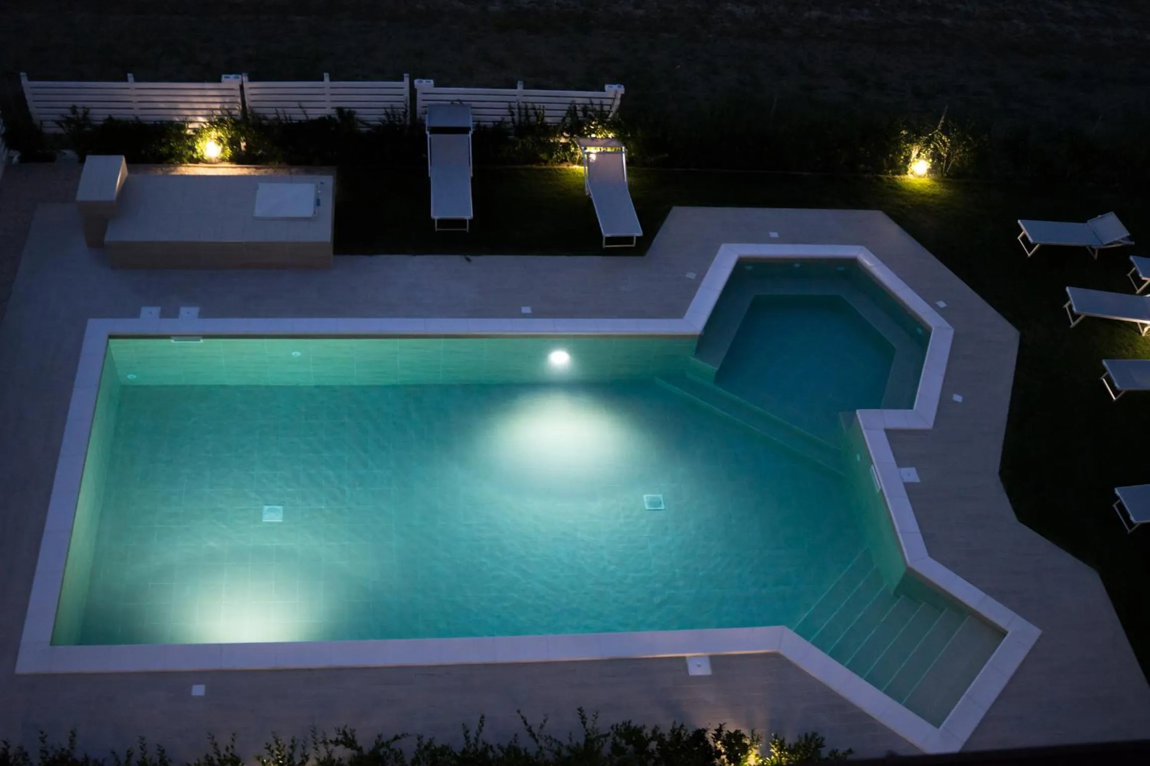 Night in Hotel Palmensis