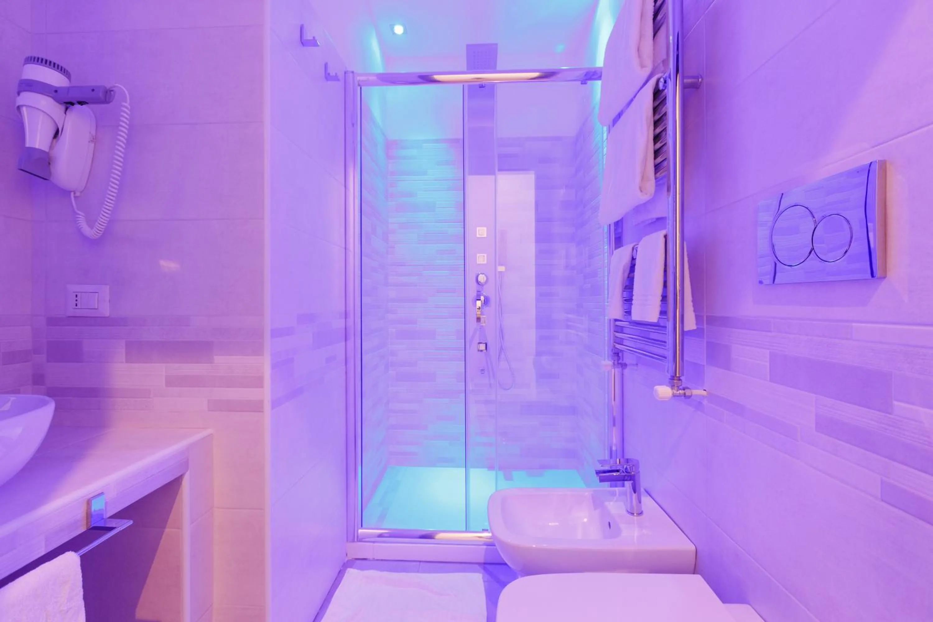 Shower in Domus Arena