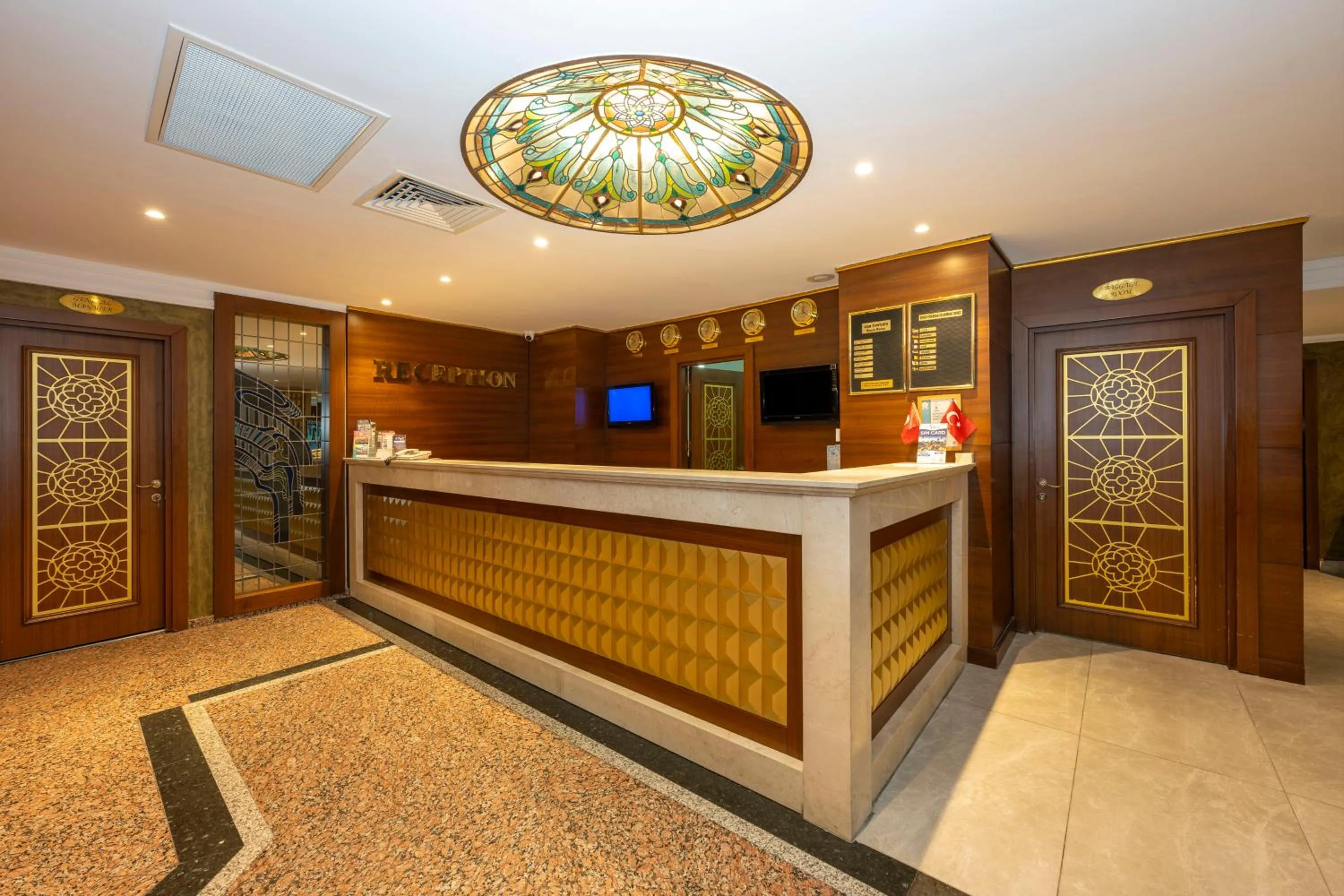 Lobby or reception in Dalan Otel
