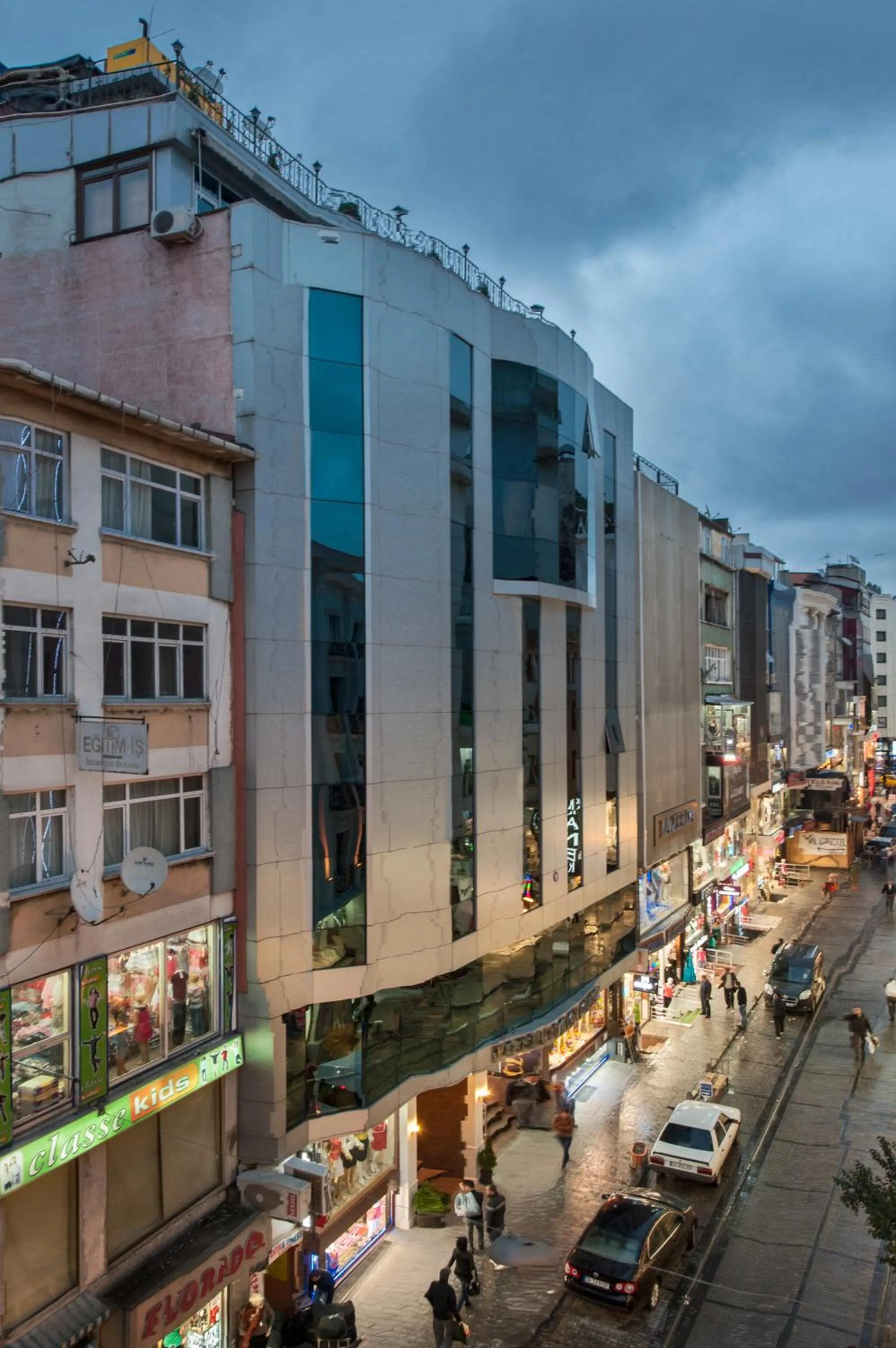 Property building in Dalan Otel