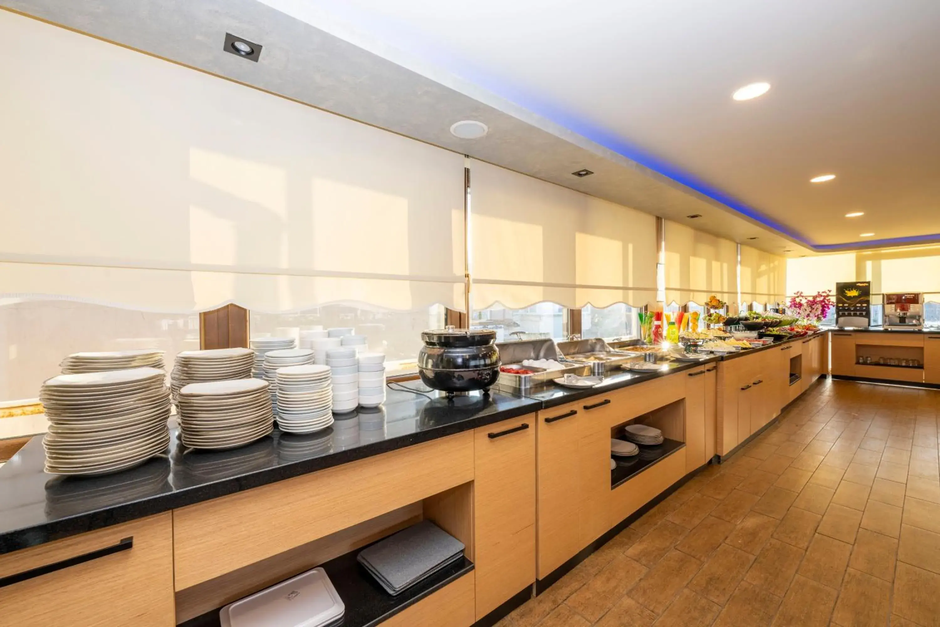 Restaurant/places to eat in Dalan Otel Restaurant/places to eat in Dalan Otel