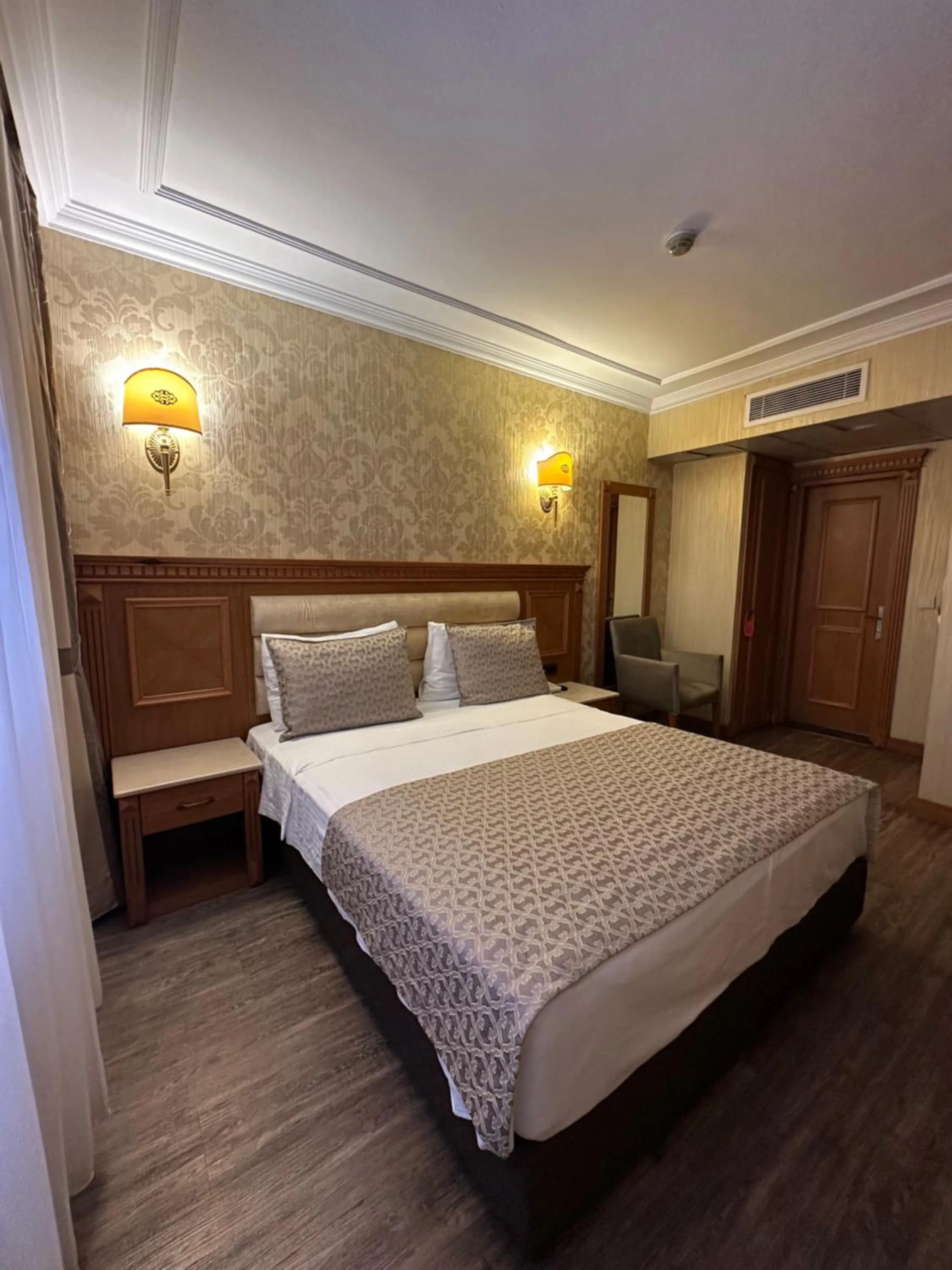 Bed in Dalan Otel