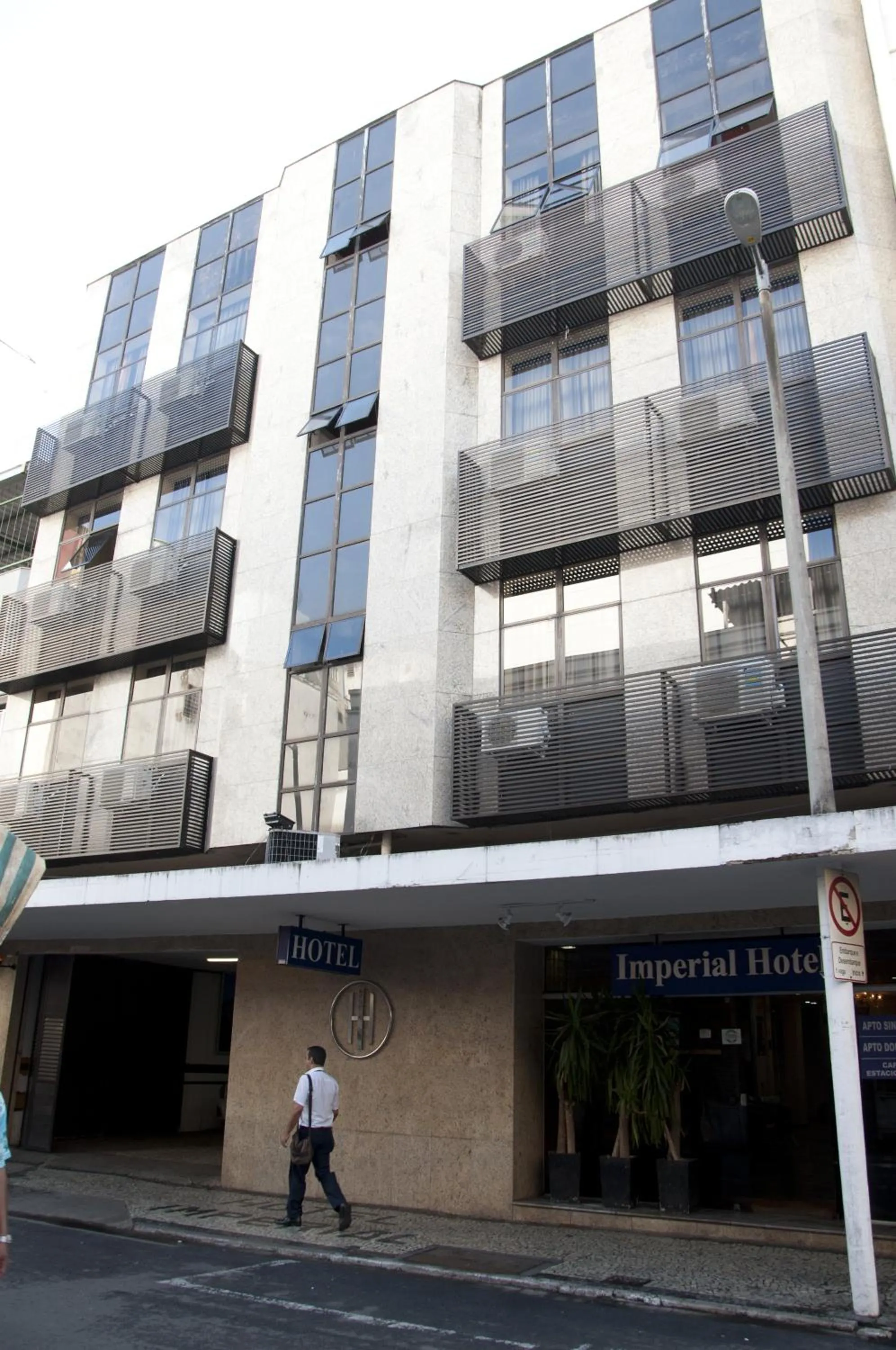 Facade/entrance in Imperial Hotel