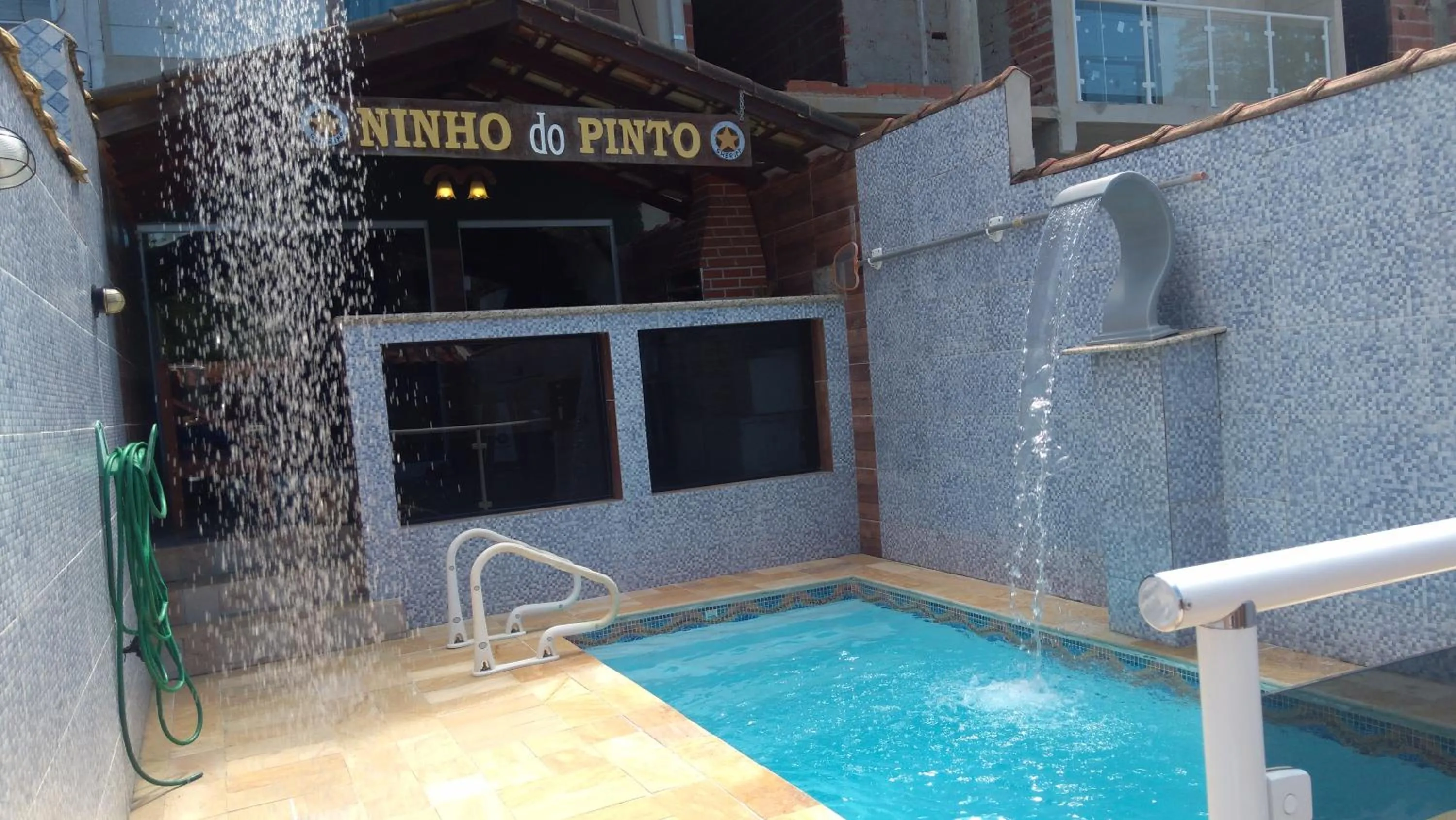 Casa Piscina Azul