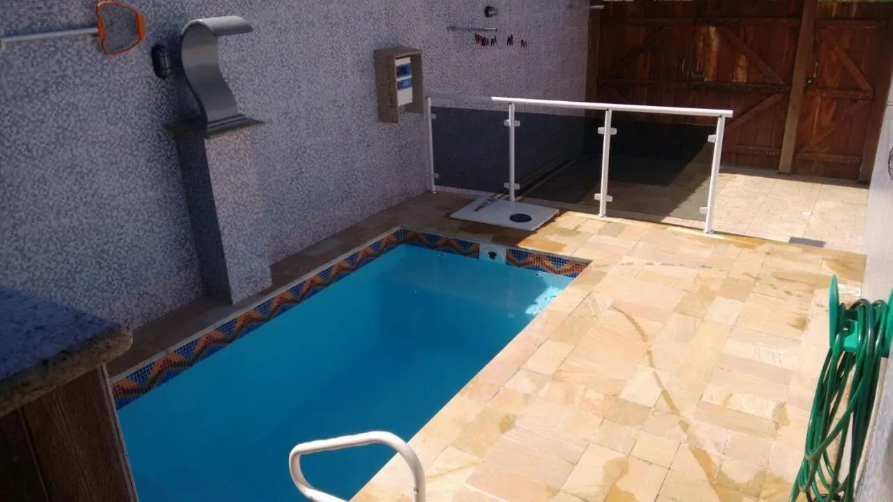Casa Piscina Azul