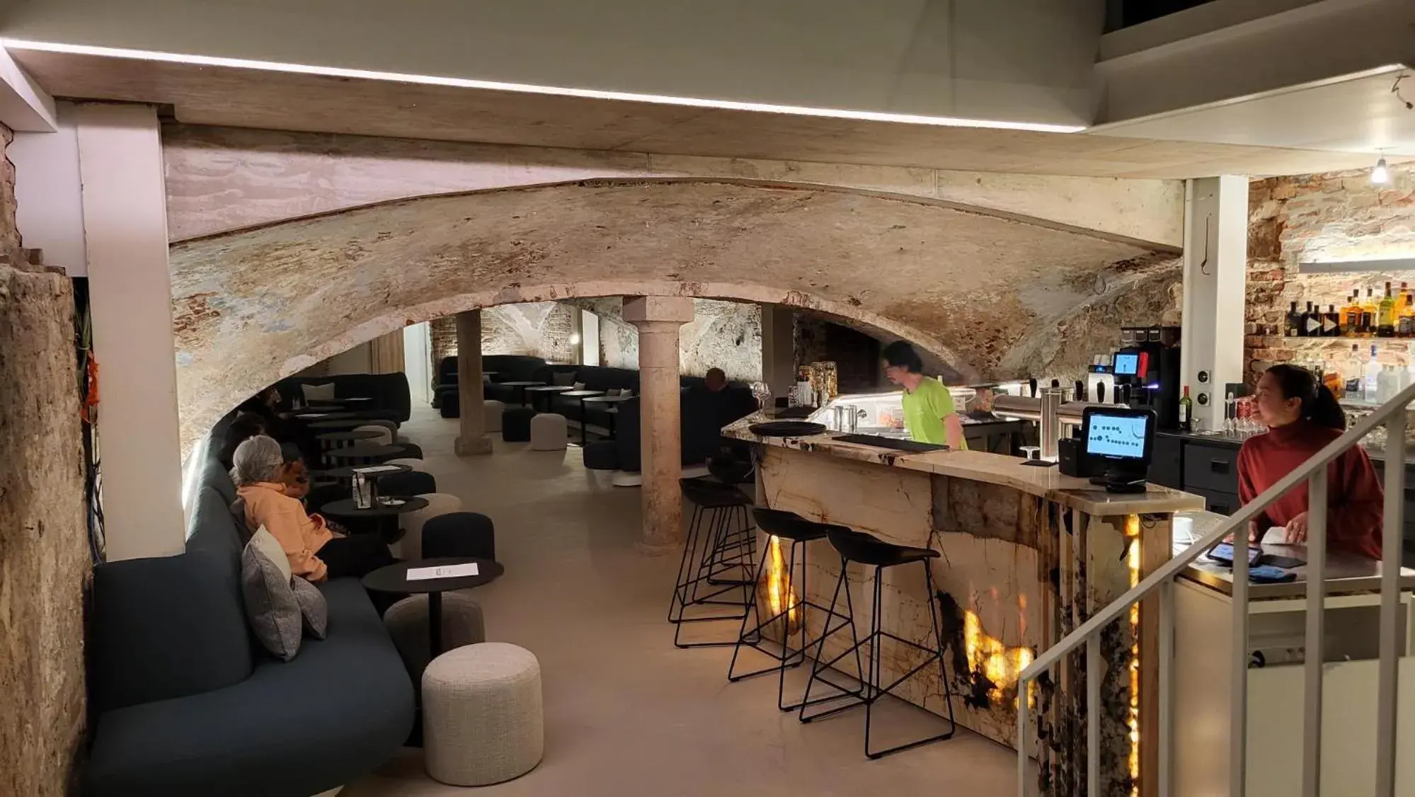 Lounge or bar in Hotel Bourgoensch Hof Lounge or bar in Hotel Bourgoensch Hof