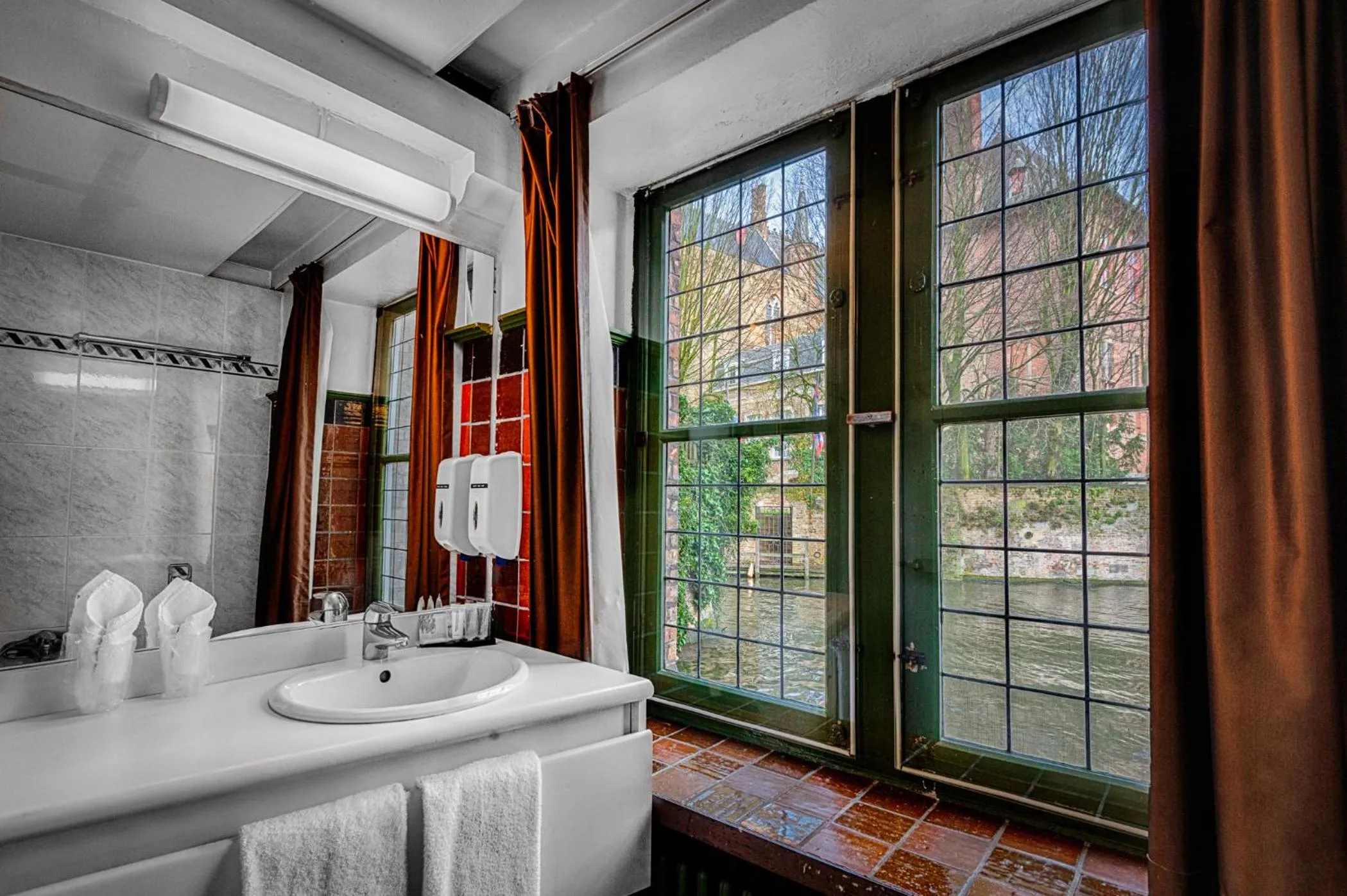 Bathroom in Hotel Bourgoensch Hof