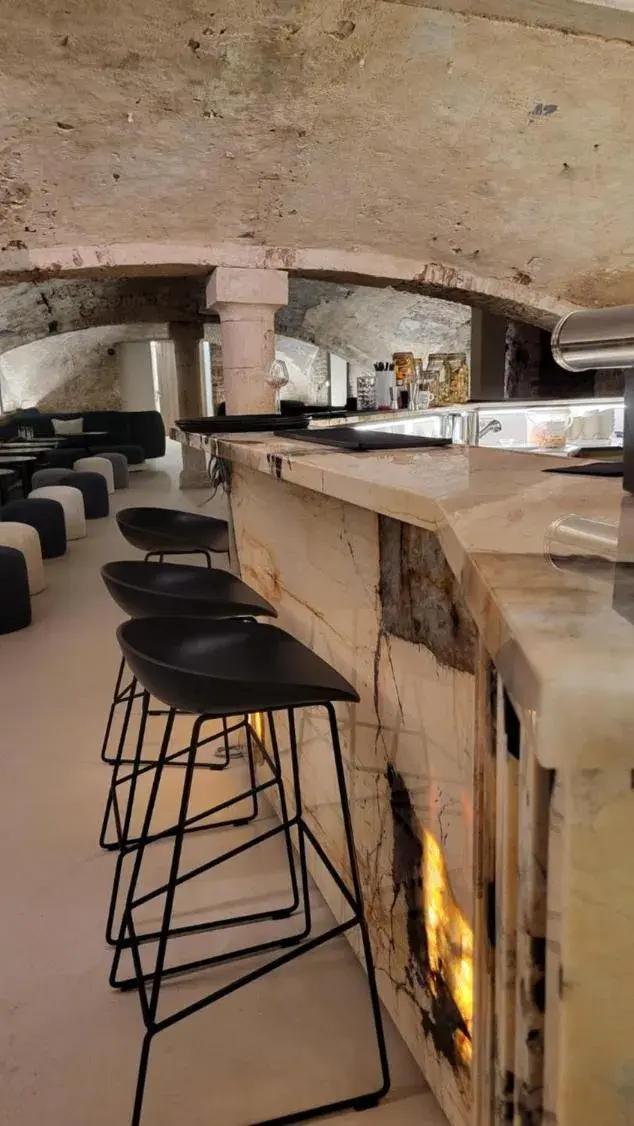 Lounge or bar in Hotel Bourgoensch Hof Lounge or bar in Hotel Bourgoensch Hof