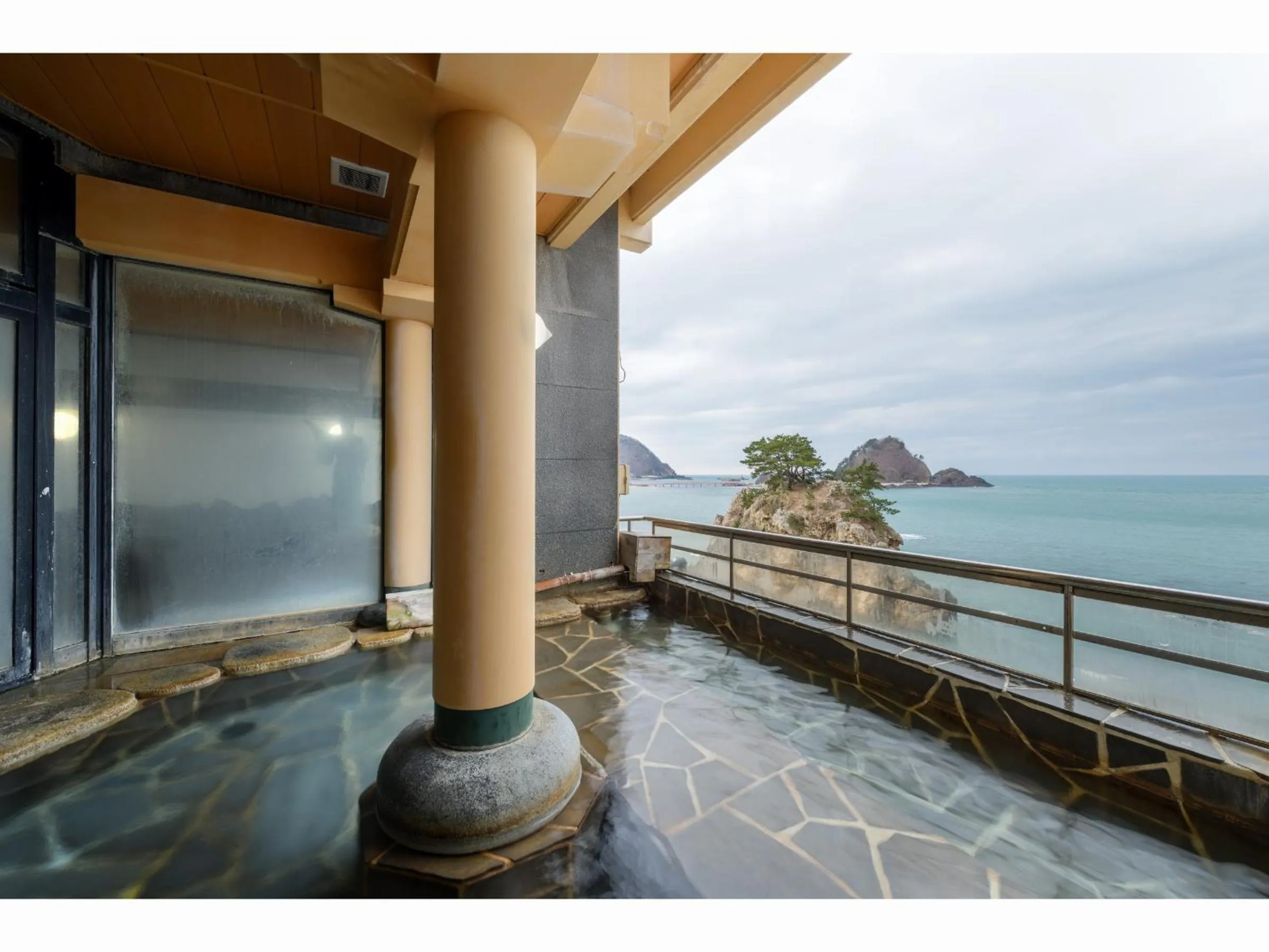 Hot Spring Bath in Yura Onsen Yaotome